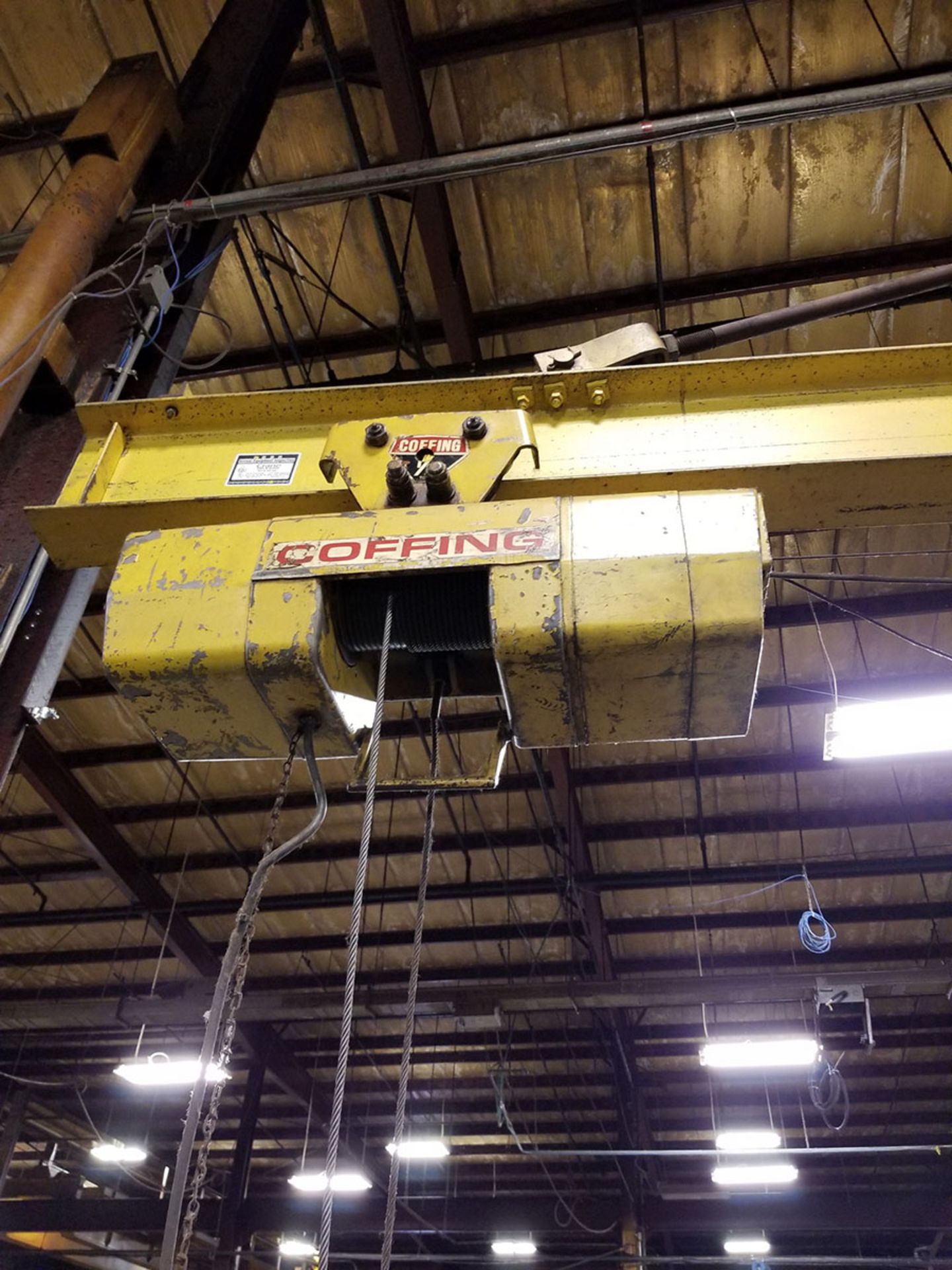 1/2 TON COLUMN MOUNTED JIB CRANE WITH COFFING ELECTRIC CABLE HOIST WITH PENDANT CONTROL - Image 3 of 7