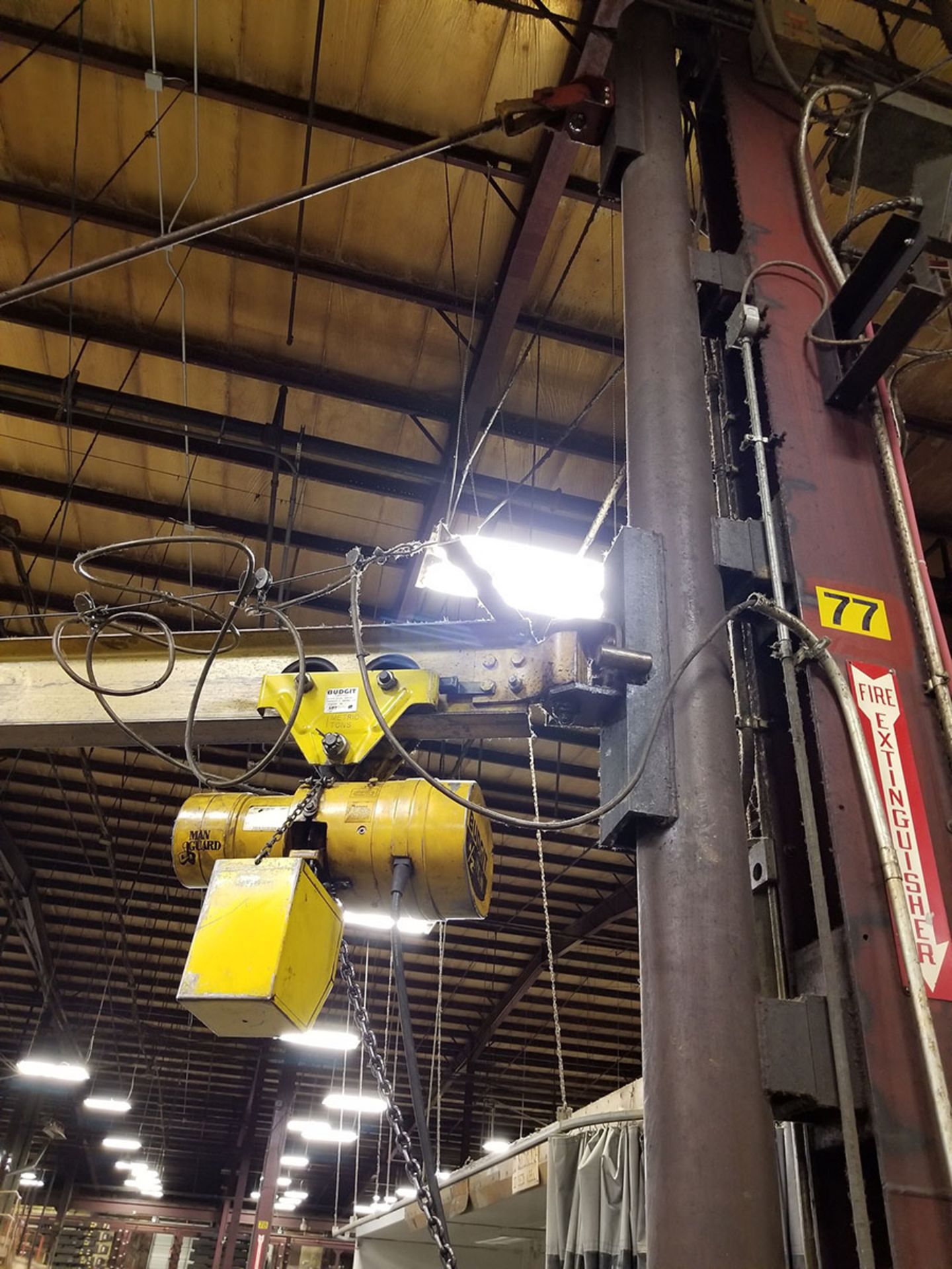 1/2 TON COLUMN MOUNTED JIB CRANE WITH BUDGIT 1/2 TON ELECTRIC CHAIN HOIST WITH PENDANT CONTROL - Image 6 of 8