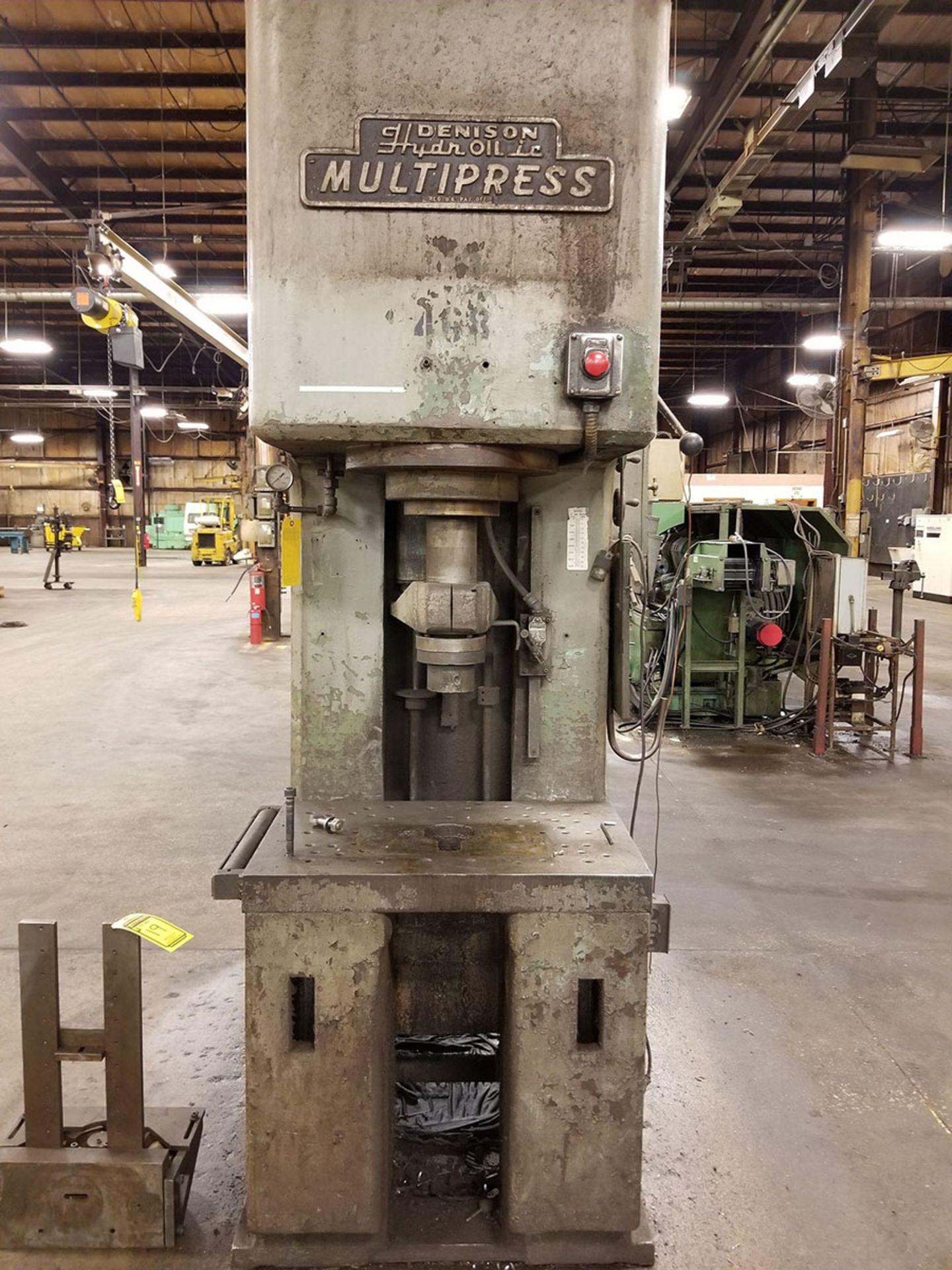 DENISON 50-TON VERTICAL MULTI-PRESS, MODEL OC98A112BO2D20, 4’‘ SHAFT, 19’‘ X 31’‘ TABLE, DUAL POST - Image 3 of 7