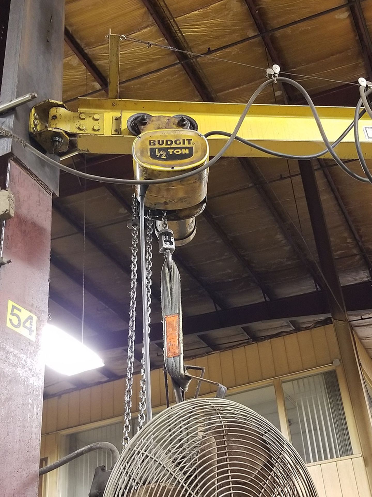 1/2 TON COLUMN MOUNTED JIB CRANE WITH BUDGIT 1/2 TON ELECTRIC CHAIN HOIST WITH PENDANT CONTROL - Image 3 of 4