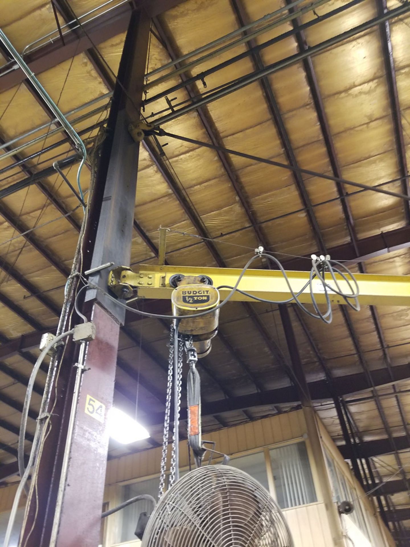 1/2 TON COLUMN MOUNTED JIB CRANE WITH BUDGIT 1/2 TON ELECTRIC CHAIN HOIST WITH PENDANT CONTROL