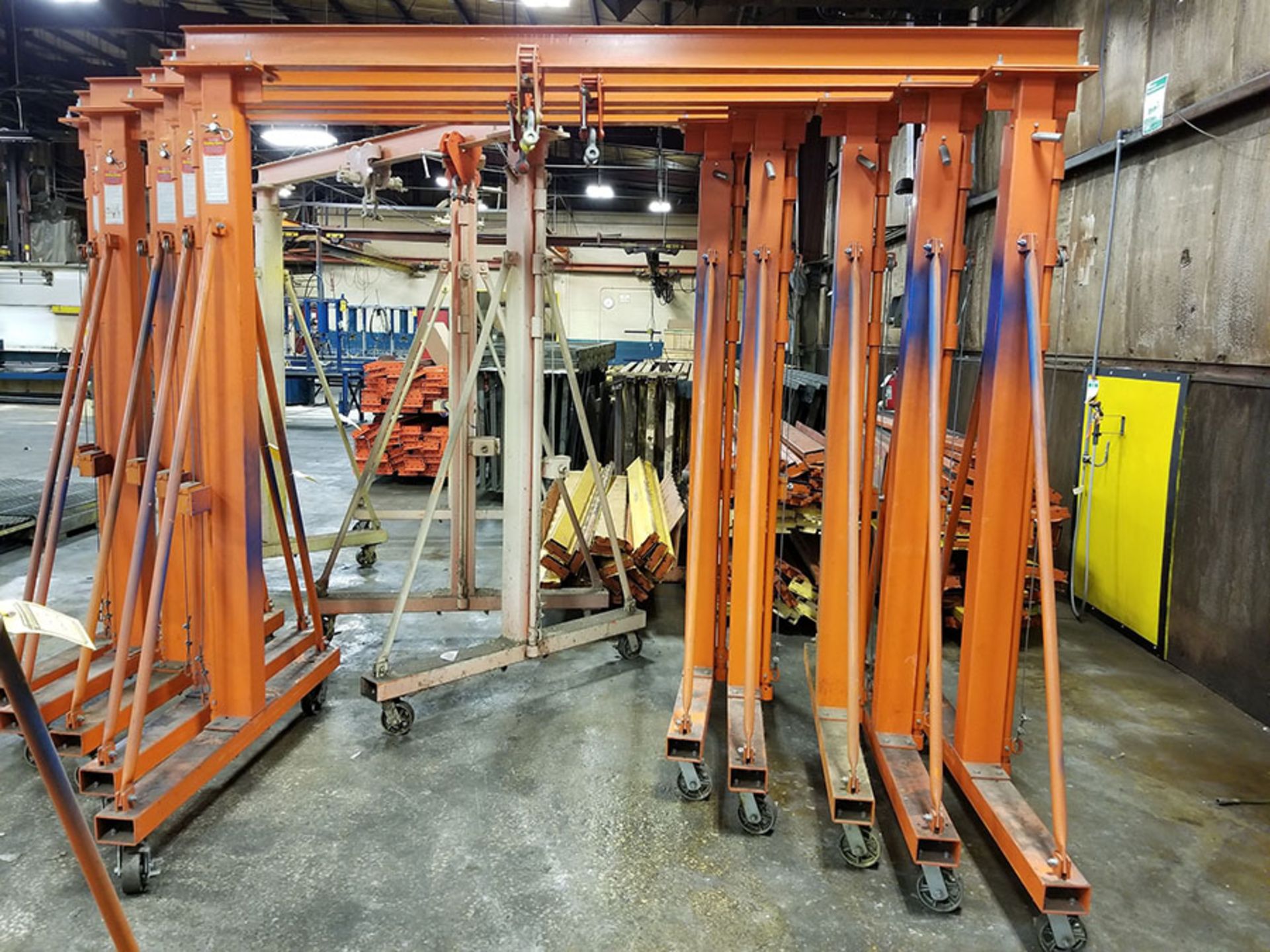 2,000 LB. ROLLING GANTRY CRANE, 99 1/2’‘ MINIMUM HEIGHT, 148’‘ MAX HEIGHT, 94’‘ OPENING WITH BEAM