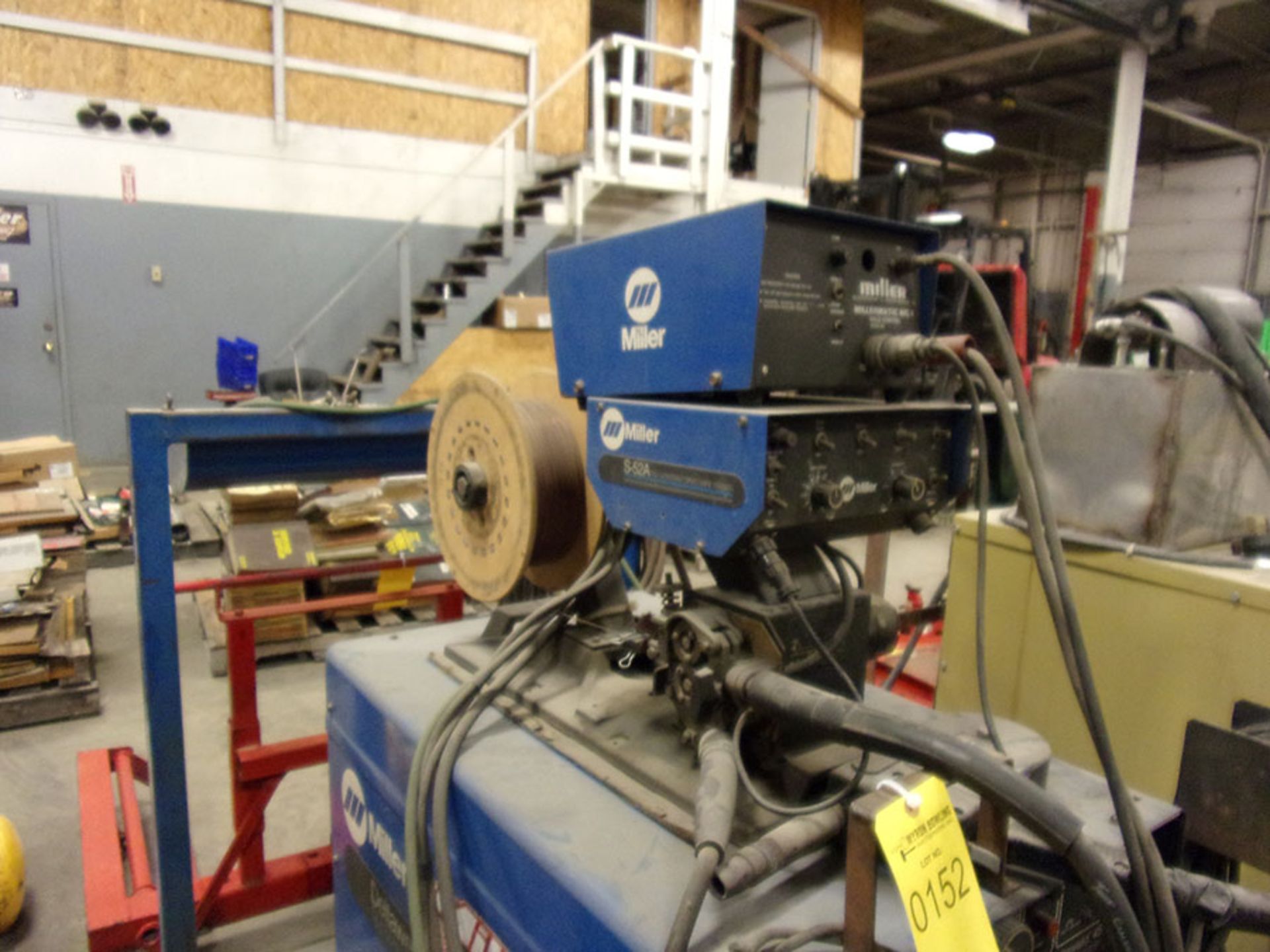 MILLER DELTAWELD 451 WELDER; S/N JK65918, WITH MILLER S-52A 115-VOLT CONSTANT SPEED WIRE FEEDER; S/N - Image 2 of 3