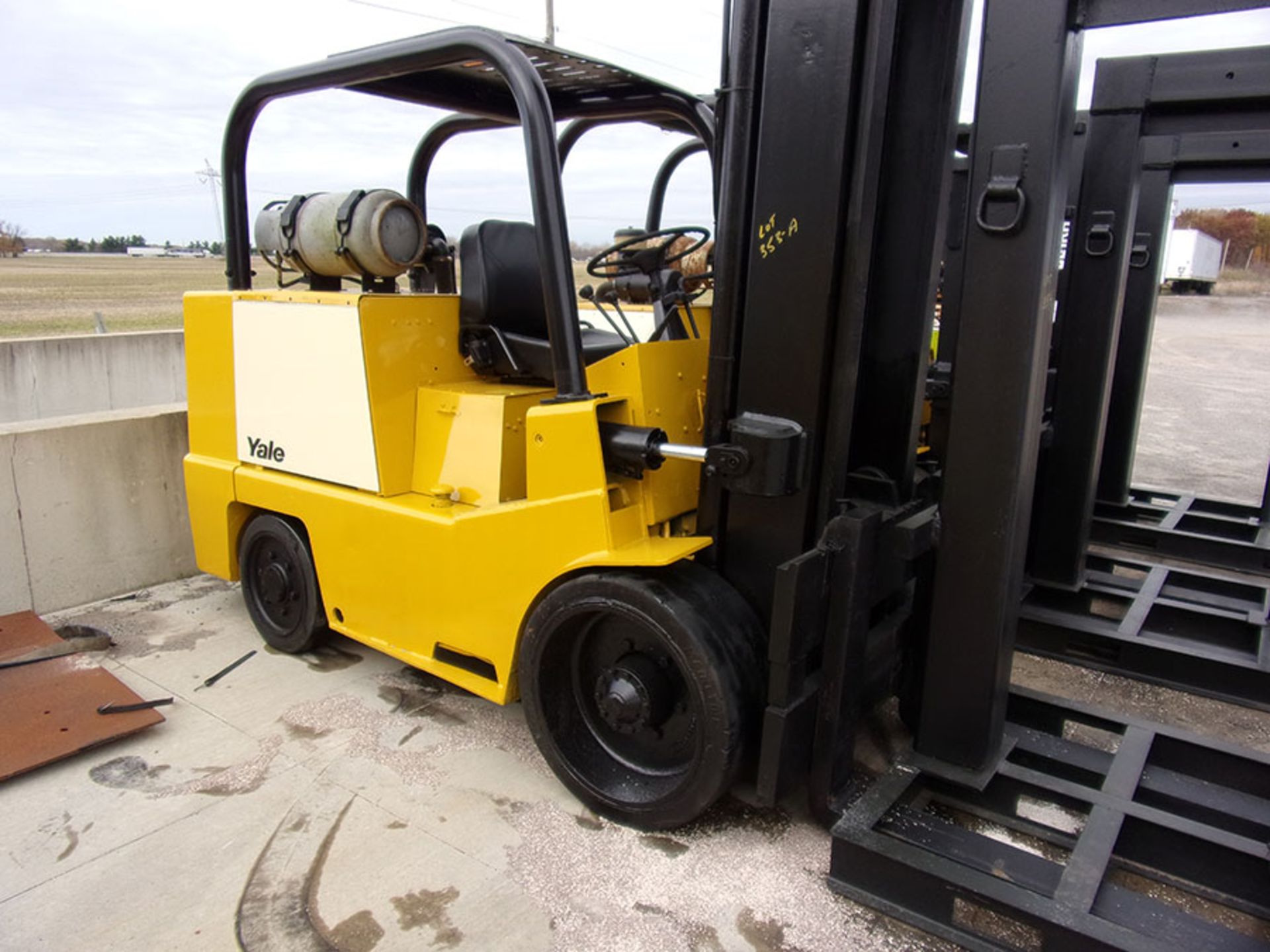 YALE 12,000 LB. CAPACITY FORKLIFT, 2-STAGE MAST, 6'' FORKS - Image 2 of 2