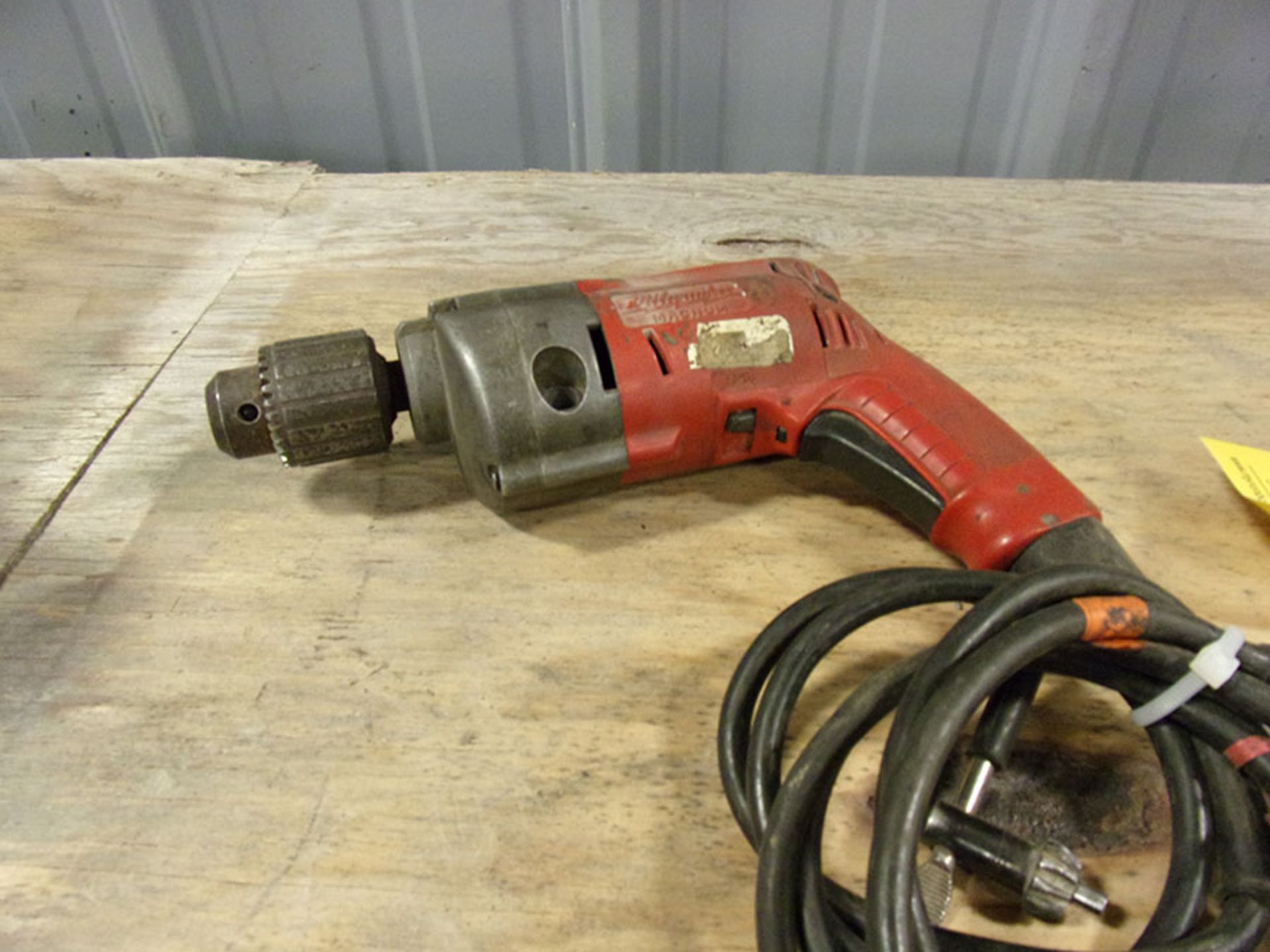 MILWAUKEE 1/2'' DRILL; 120-VOLTS