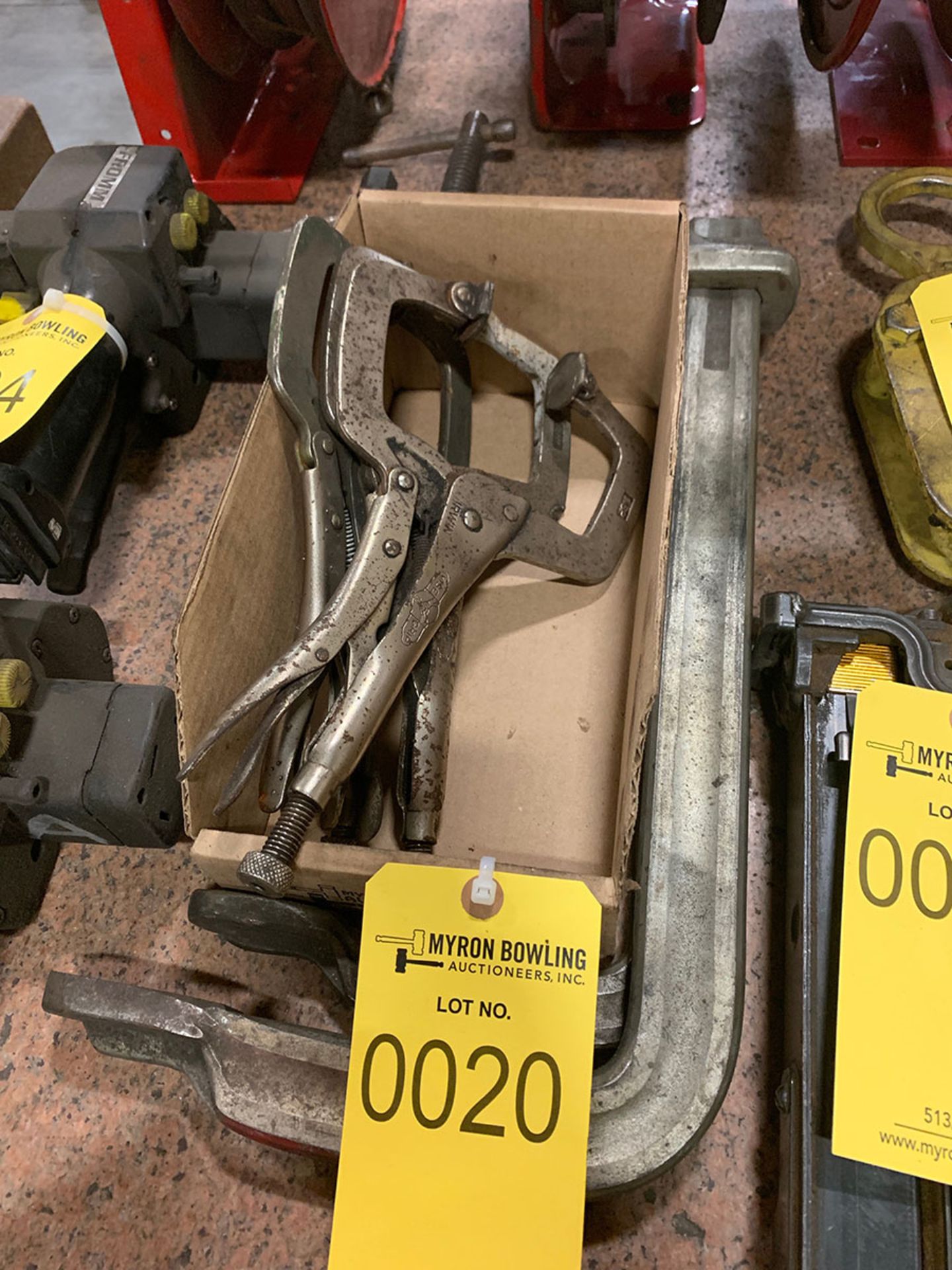 LOT OF ASSORTED WELDING CLAMPS