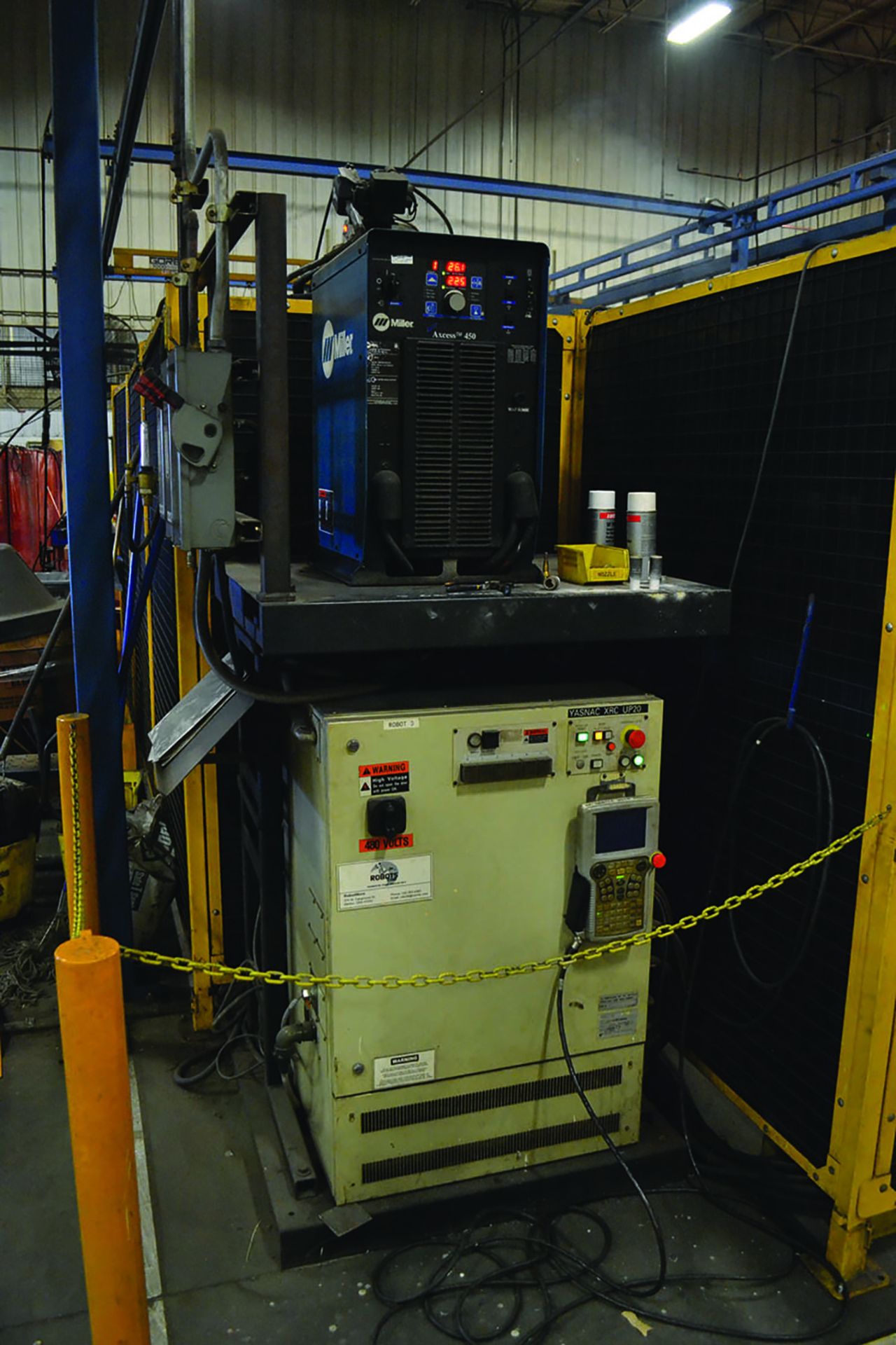 2001 MOTOMAN WITH 120 ROTARY TRUNNION & 2001 MOTOMAN UP20 ROBOT MILLER AXCESS, 450 WELDING POWER - Image 7 of 9