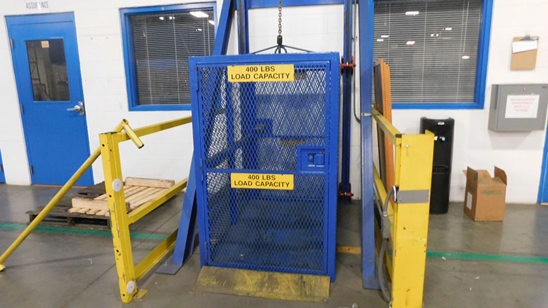 400-LB. CAPACITY SMALL FREIGHT ELEVATOR WITH CM LODESTAR HOIST