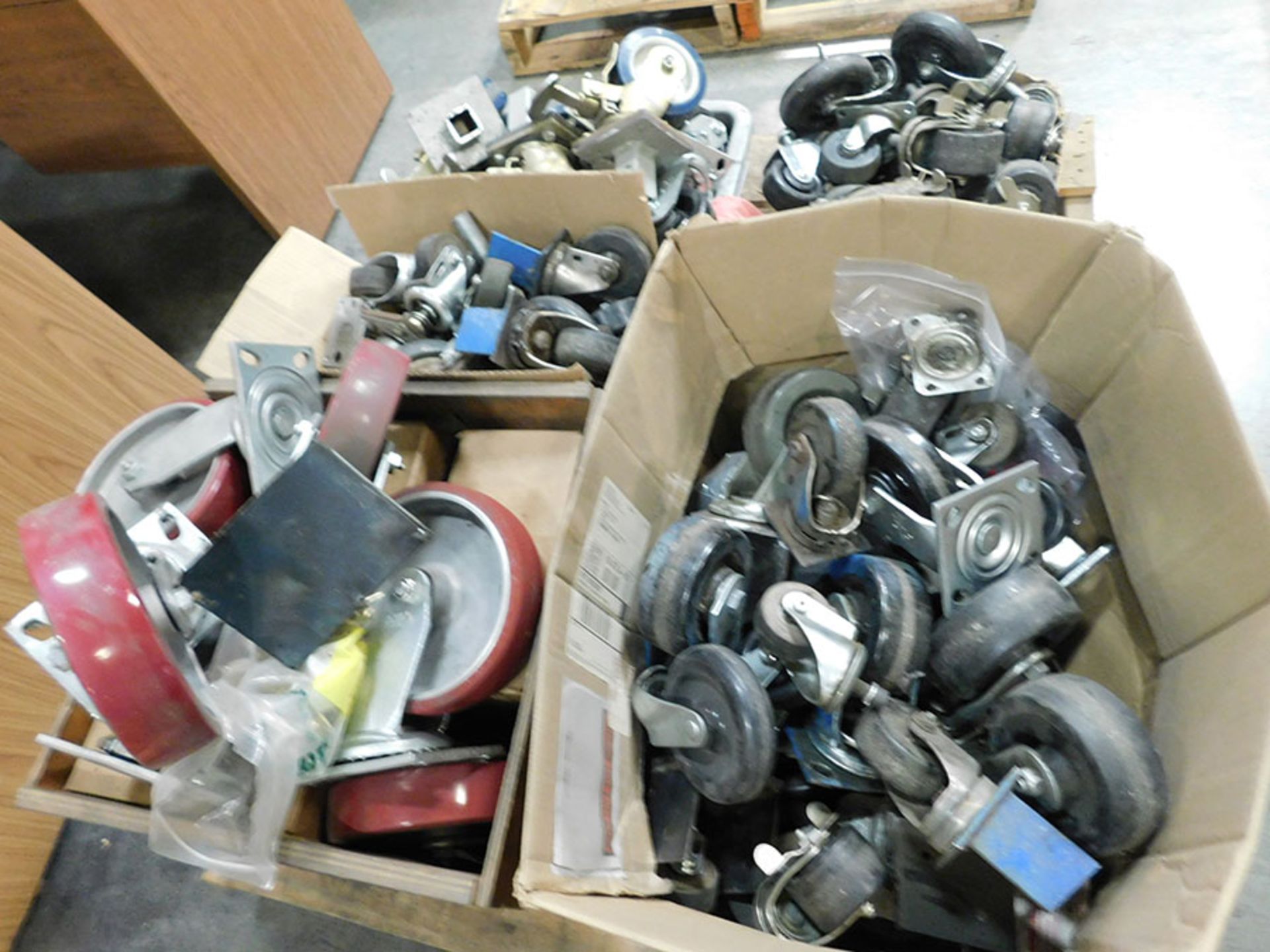 SKID OF ASSORTED CASTERS