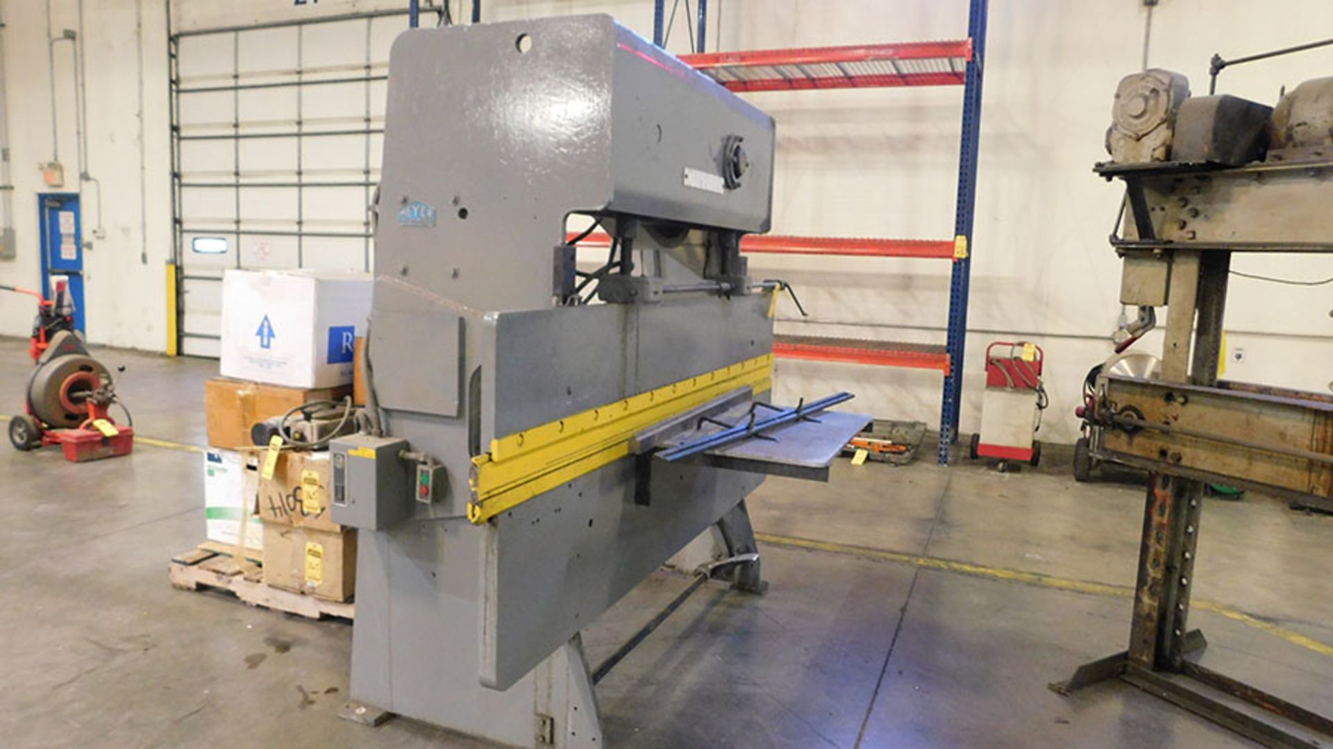 WYSONG OBI PRESS BRAKE; 8' BED, 10'' SHUT HEIGHT - Image 3 of 3