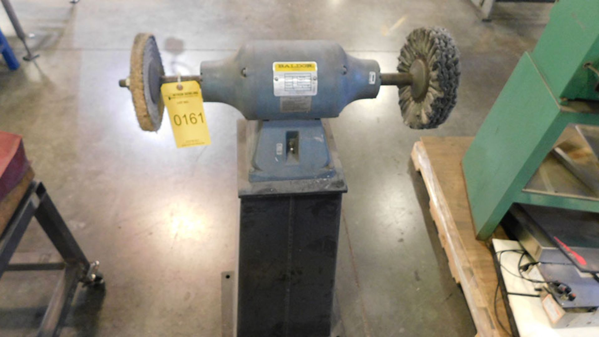 BALDOR PEDESTAL BUFFER; S/N G8-169-60, CAT# 332B, 3/4 HP, SINGLE PHASE, 3524 FRAME, 1,800 RPM - Image 2 of 2