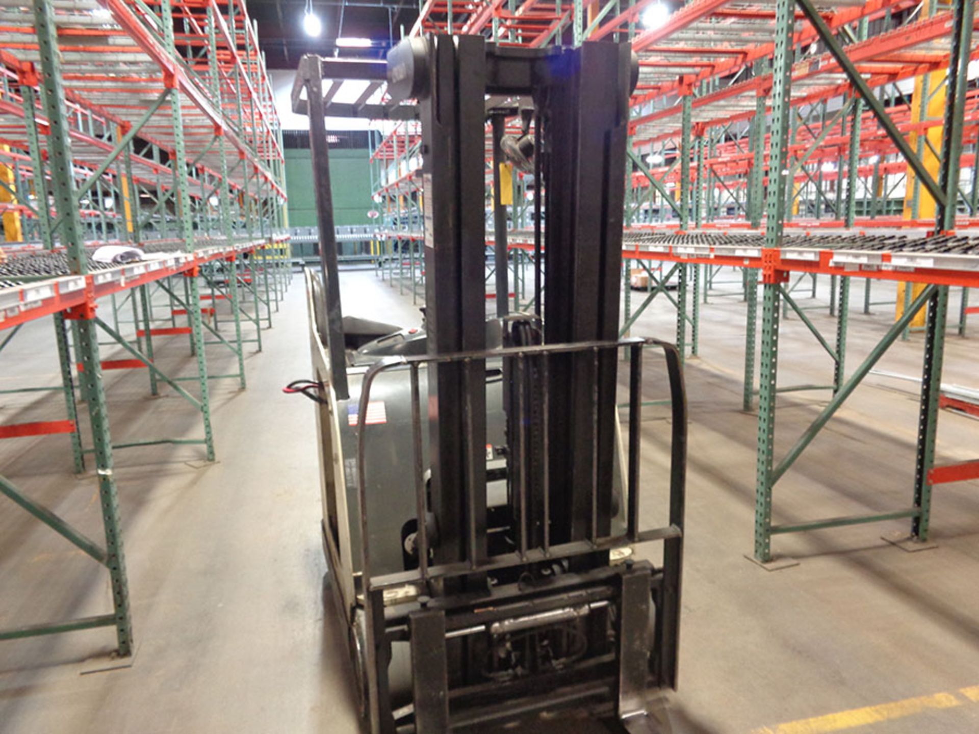 2007 CROWN 2,700 LB. CAPACITY ELECTRIC STAND-UP FORKLIFT; MODEL RC5530C-30TT190, 36V, 190'' MAX LOAD - Image 3 of 3