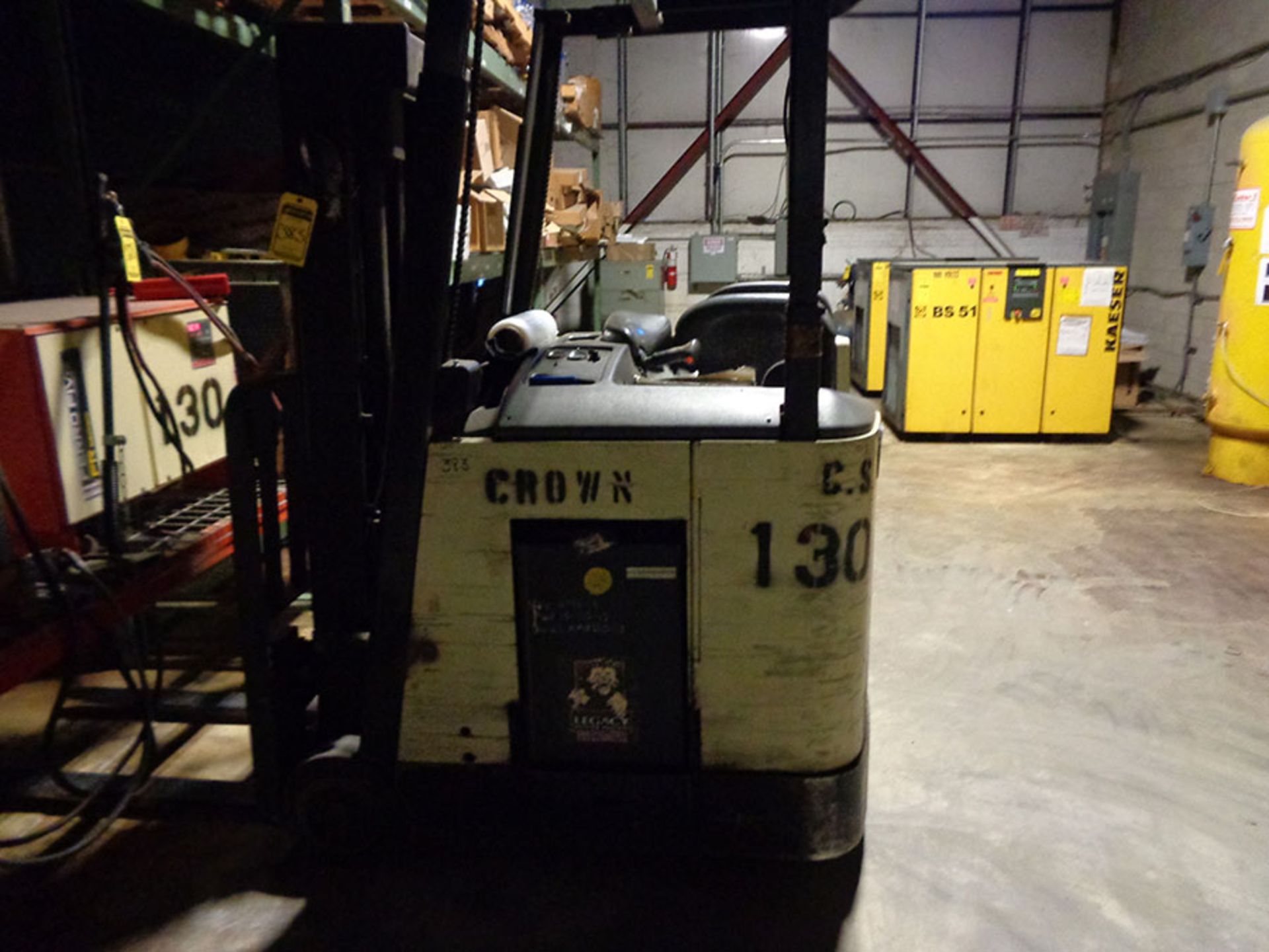 1998 CROWN 3,000 LB. CAPACITY ELECTRIC STAND-UP FORKLIFT; MODEL RD3020-30, 36V, S/N A191747, 18, - Image 4 of 5