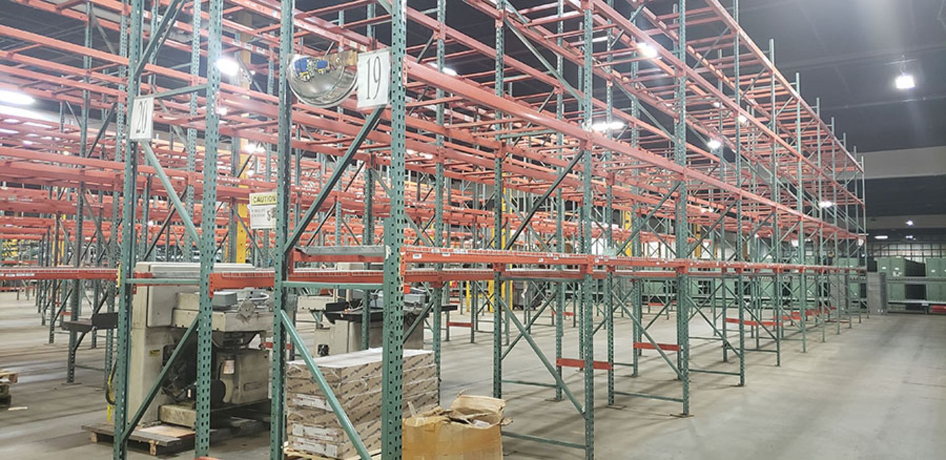 (20) SECTIONS OF INTERLAKE PALLET RACKING; (22) 18' X 36'' UPRIGHTS, (160+/-) 4'' & 3 3/4'' X 96''