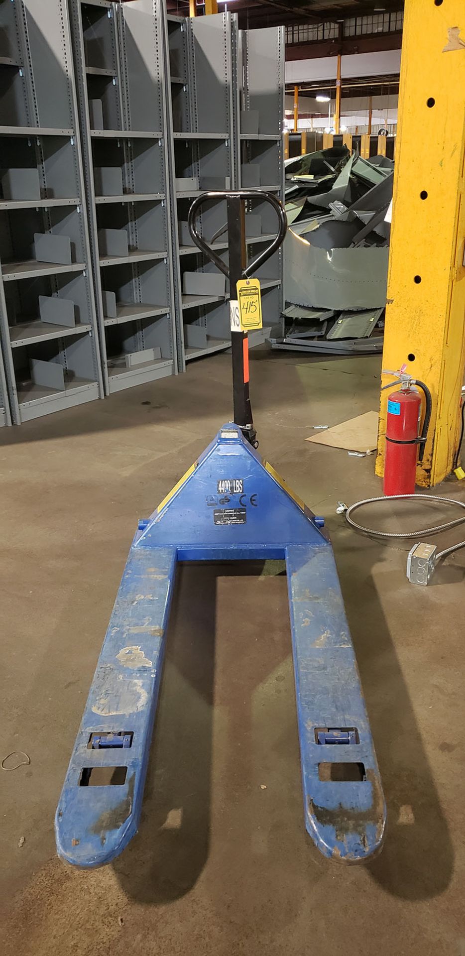 GRAINGER 4,400 LB. CAPACITY PALLET JACK