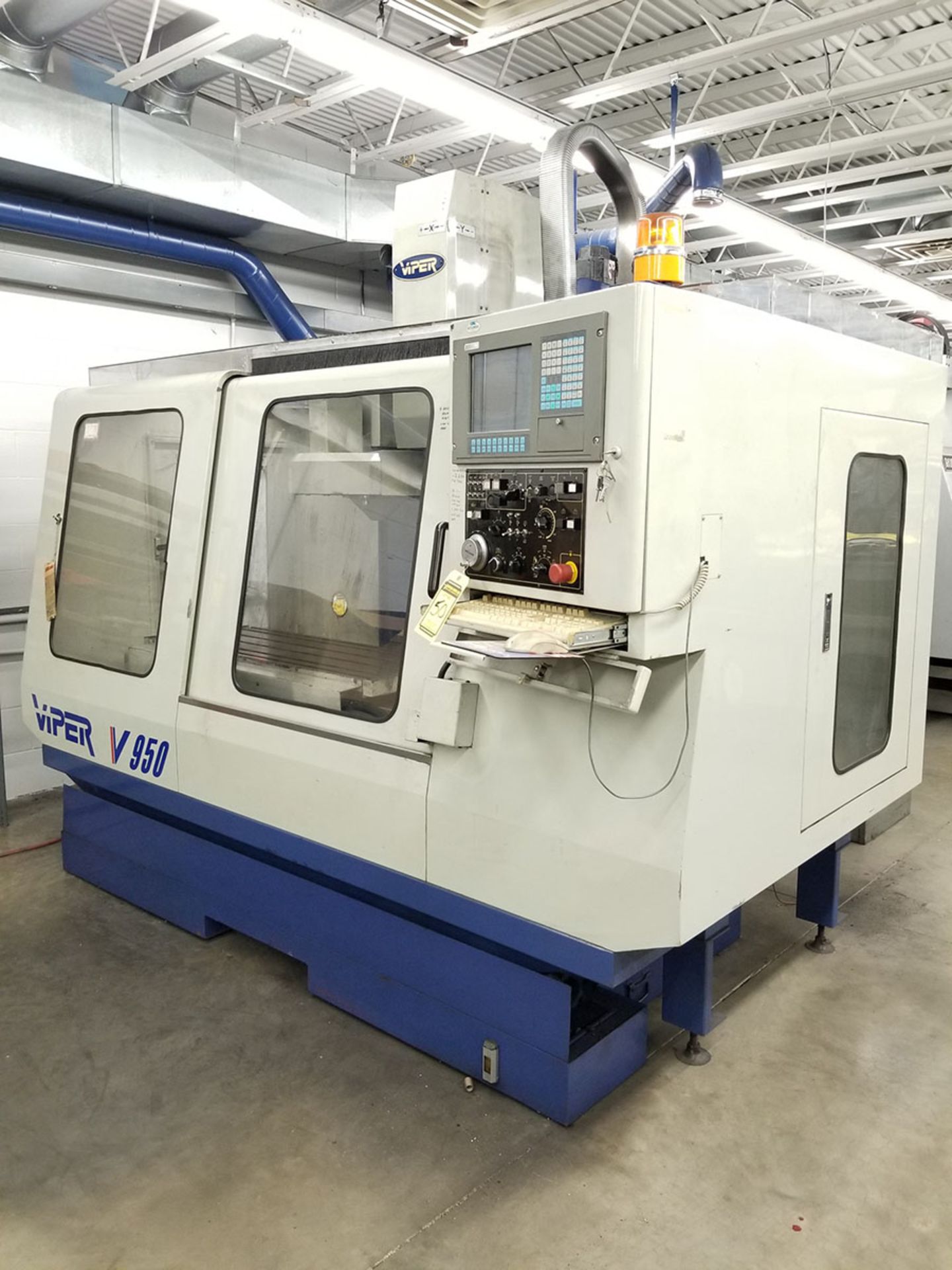 2000 VIPER CNC VERTICAL MACHINING CENTER, MODEL V950, MITSUBISHI KWS-980A DRO CONTROL WITH HS BUFFER - Image 3 of 19