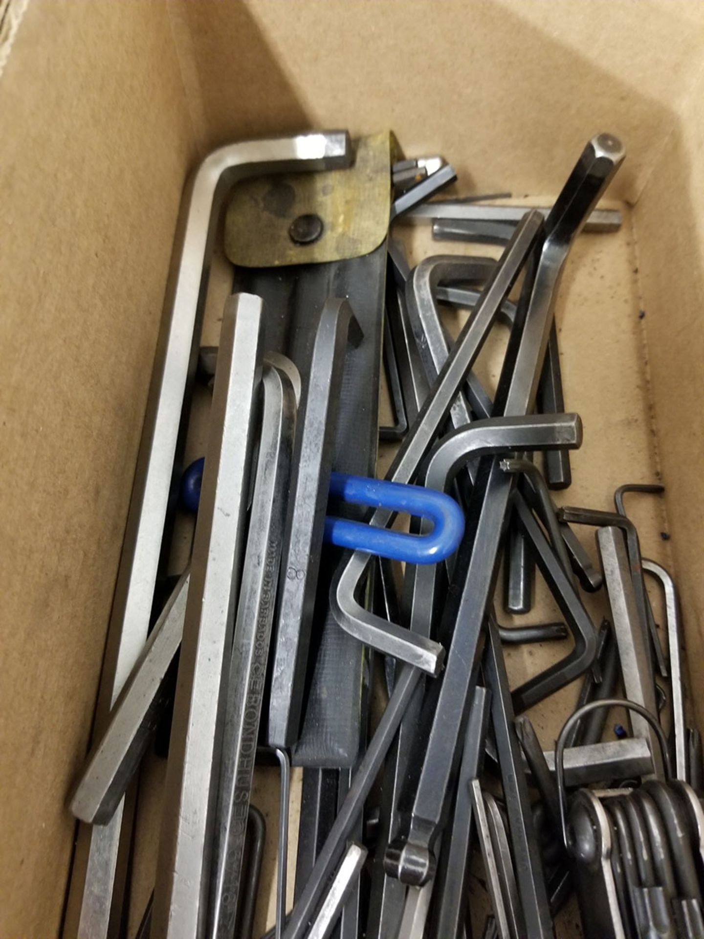 BOX OF ALLEN WRENCHES HEX KEY WRENCHES, ASSORTED SIZES - Image 4 of 4