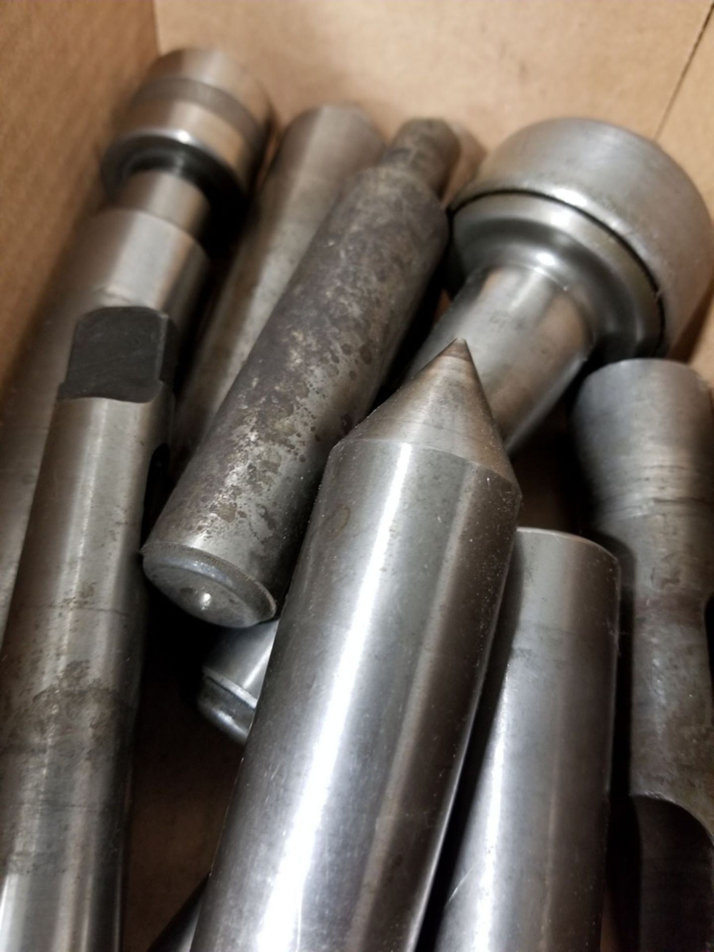 LOT OF LIVE/DEAD SPINDLE CENTERS AND LATHE COLLET SHAFTS - Image 4 of 4