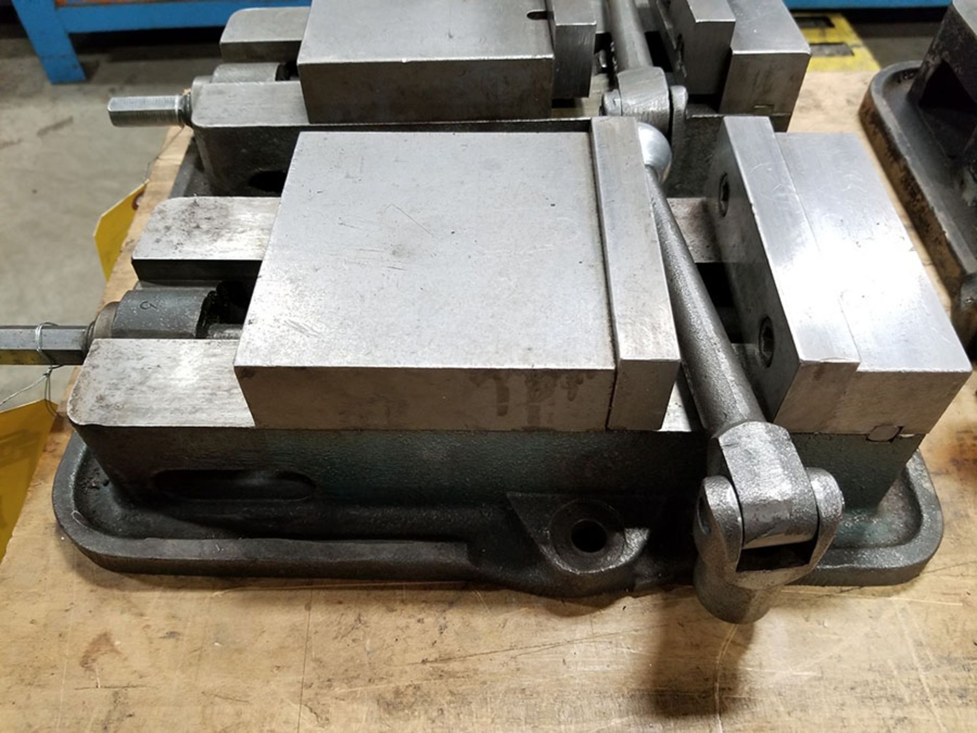 KURT 5'' PRECISION MACHINE VISE