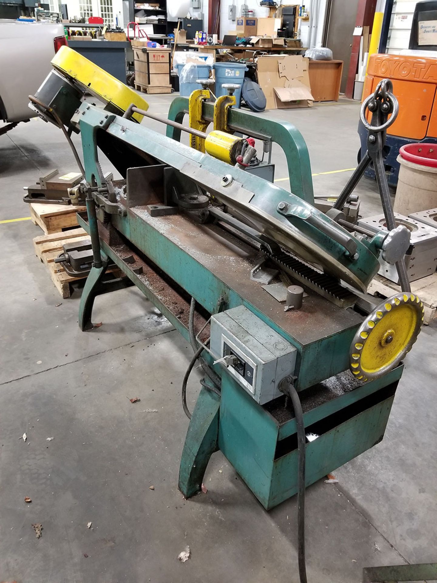 WELLSAW HORIZONTAL BANDSAW,  MODEL 840, S/N 2208, 6'' MANUAL MATERIAL CLAMP - Image 6 of 7