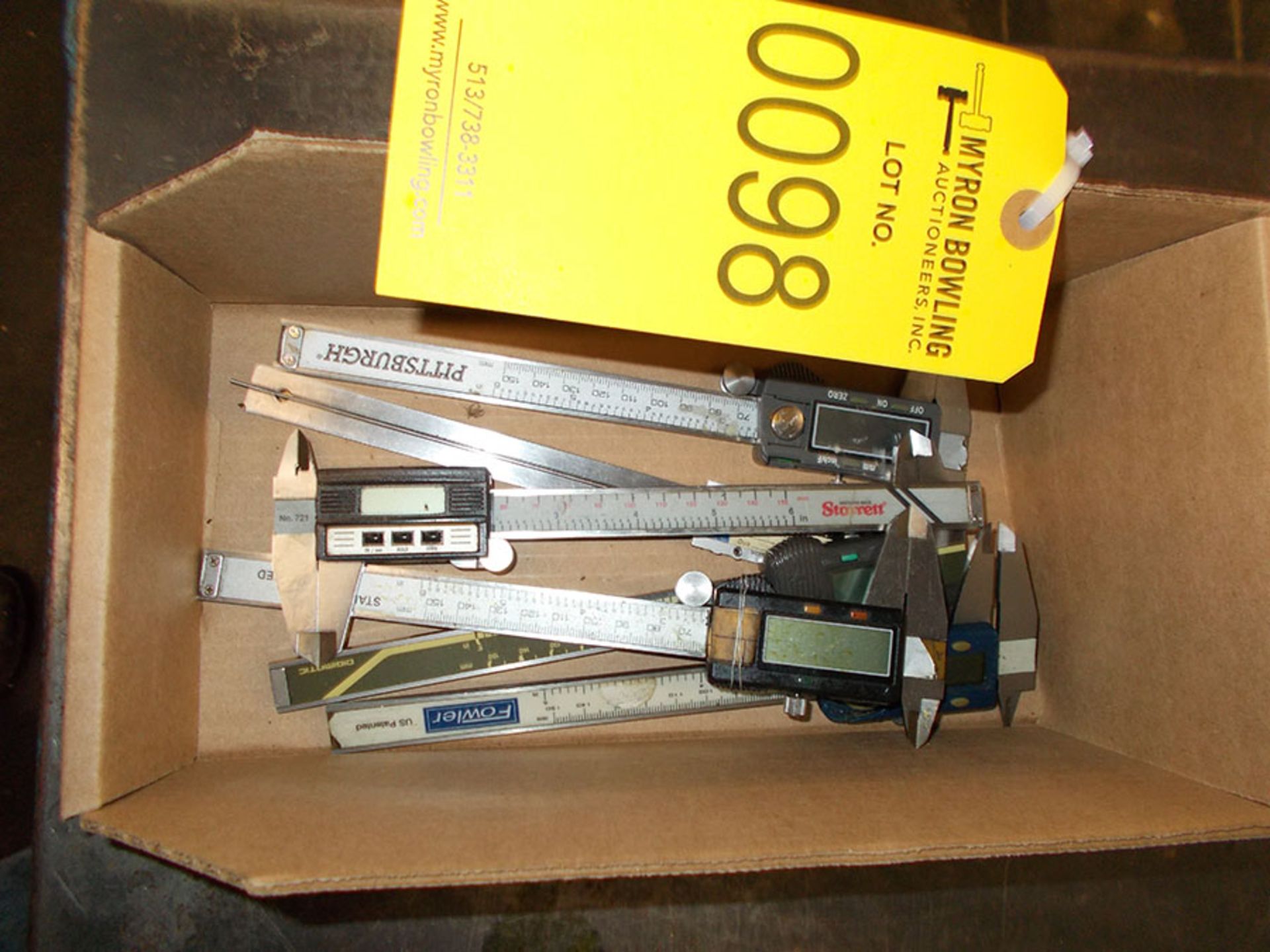 BOX OF ASSORTED CALIPERS