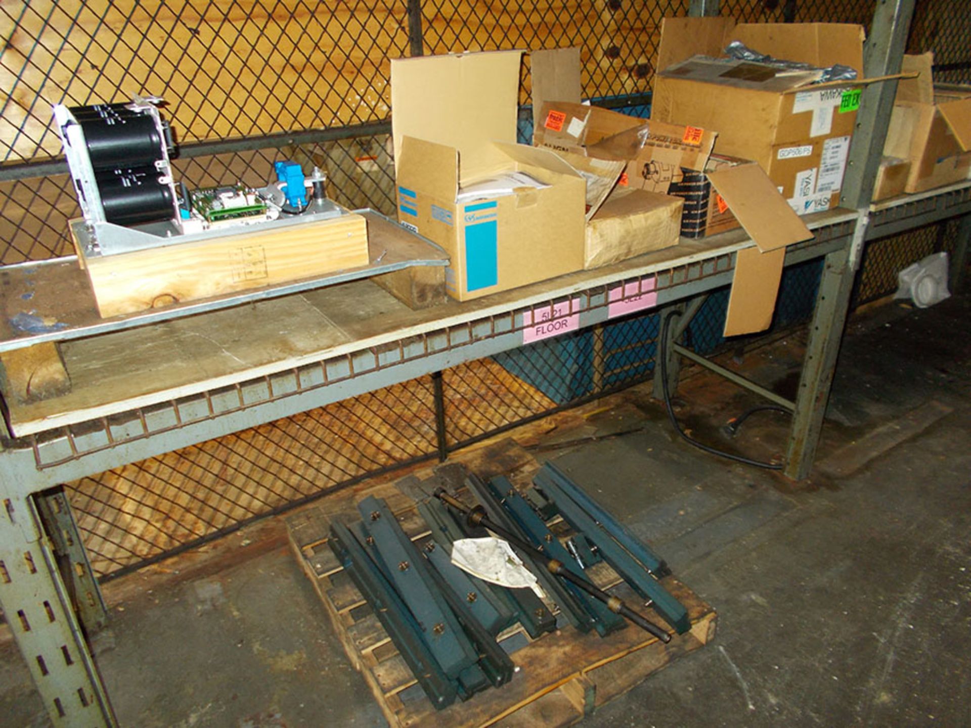 CONTENT OF PALLET RACK - Image 2 of 3