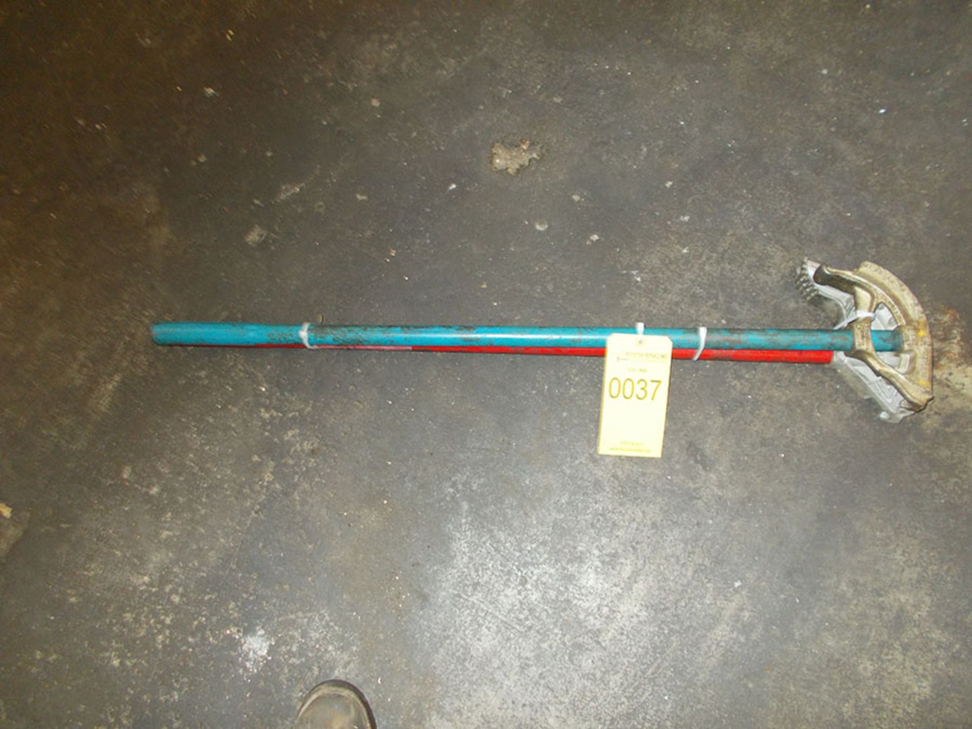 (2) 1/2'' EMT PIPE BENDERS