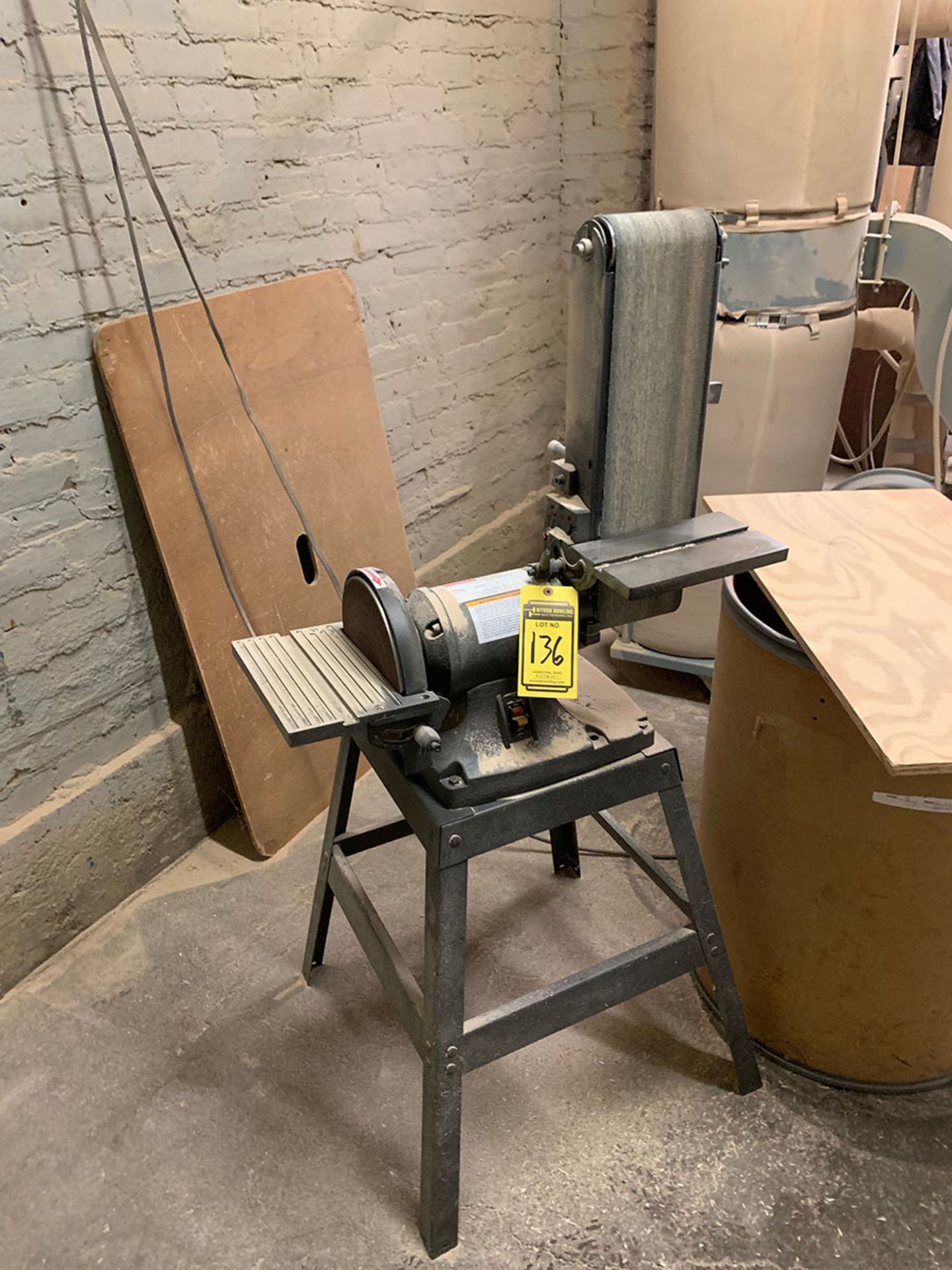 DAYTON 1-HP 6'' BELT & 9'' DISK SANDER