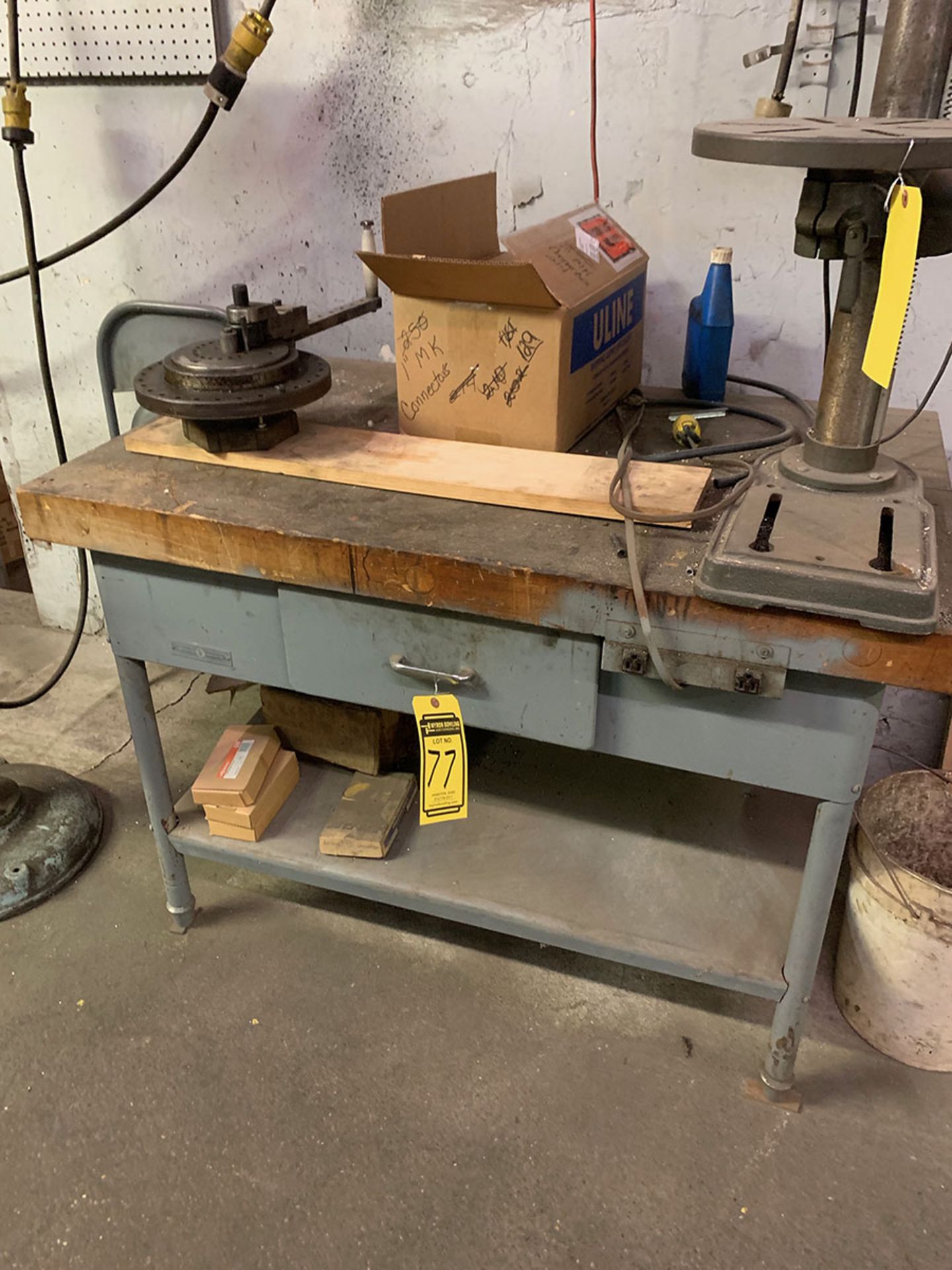 WORKBENCH WITH DAHLRO TUBE BENDER