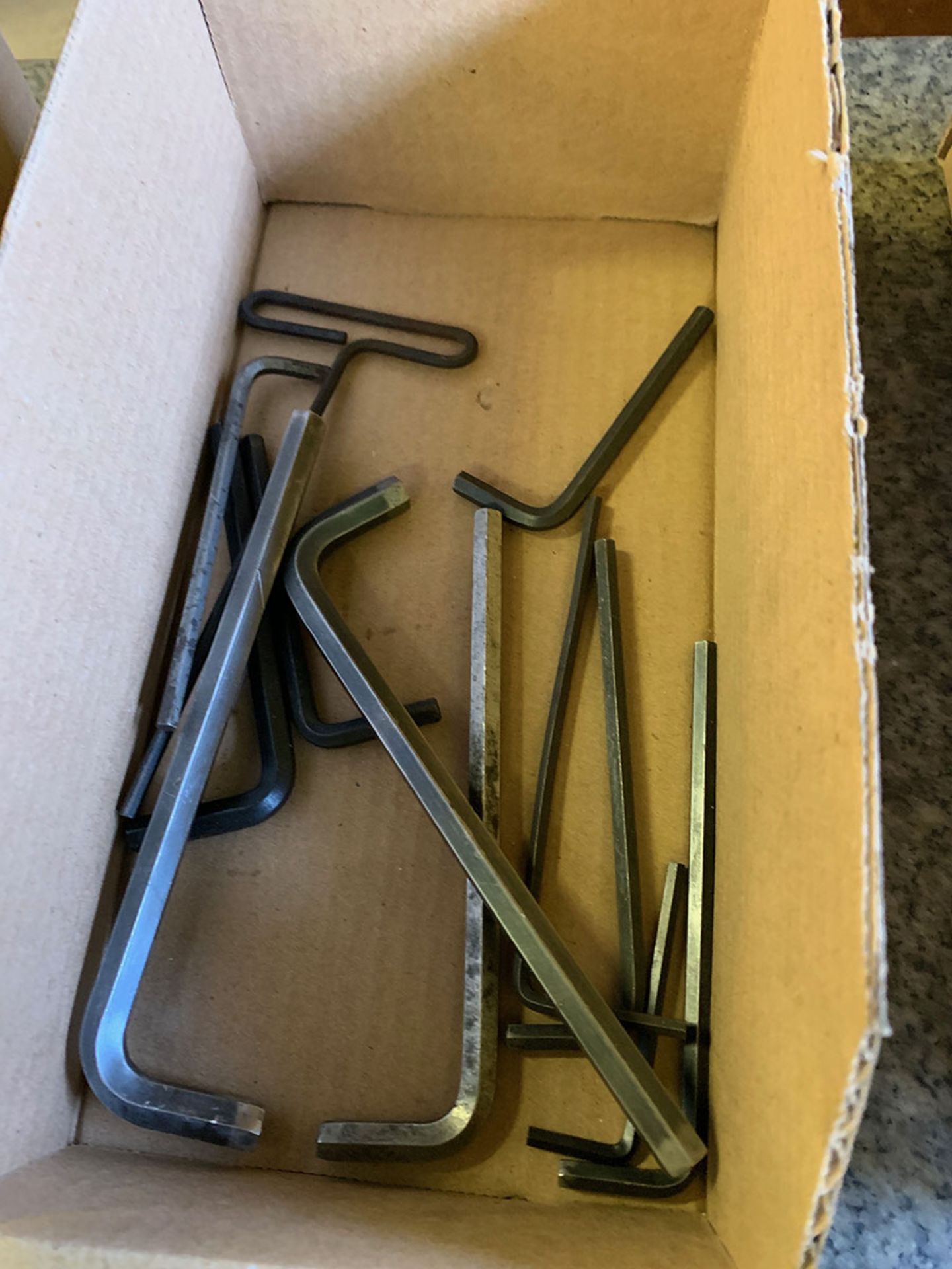 LOT OF ALLEN WRENCHES