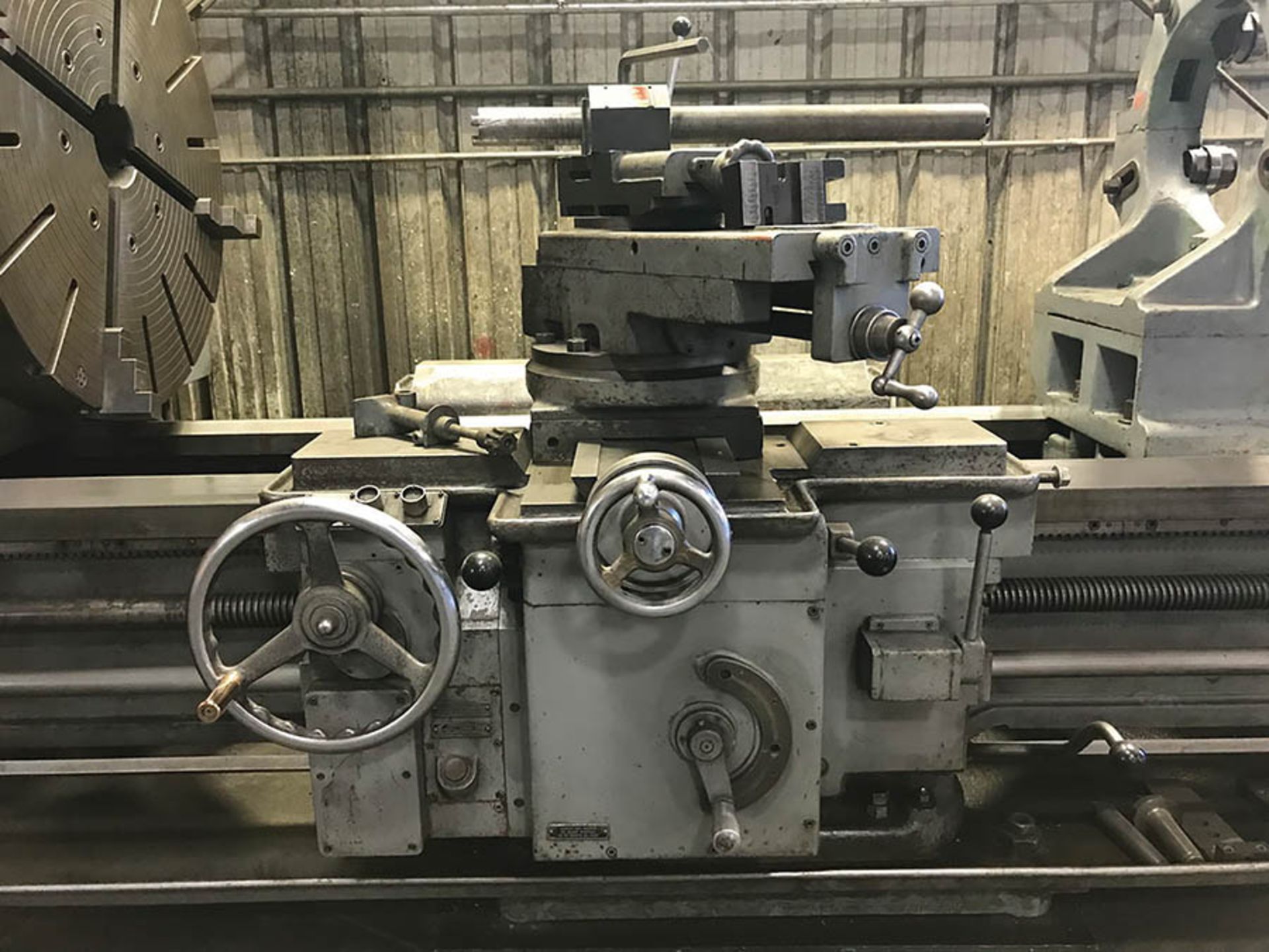 MONARCH ENGINE LATHE, MODEL 32''NN, S/N 40993, 48'' SWING, 108'' BETWEEN CENTERS, 12-606 SPINDLE - Image 8 of 10