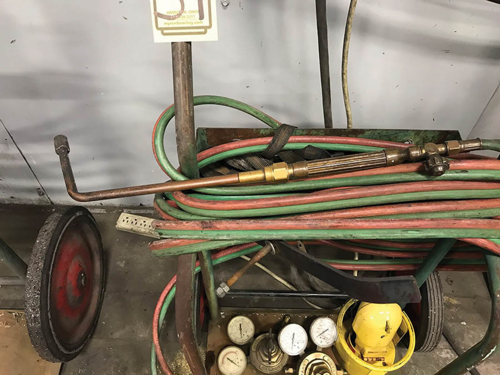 2-CYLINDER TORCH CART, W/ TORCH HOSE, TORCH, & (2) REGULATORS - Image 2 of 3