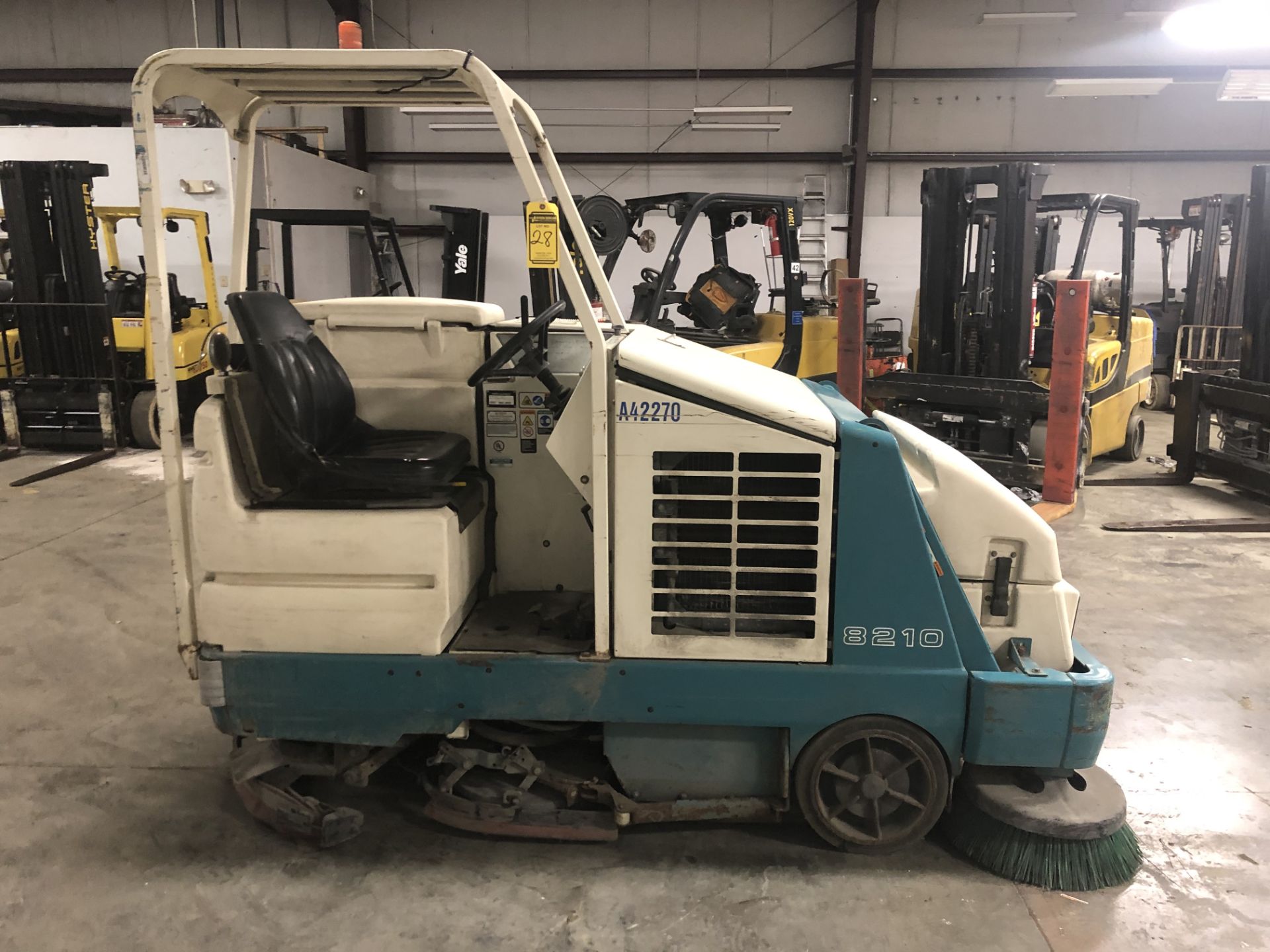 Tennant Floor Sweeper/Scrubber Model: 8210, S/N: 8210-10066, LPG, 1,118 HRS, Vortec 1600 Engine