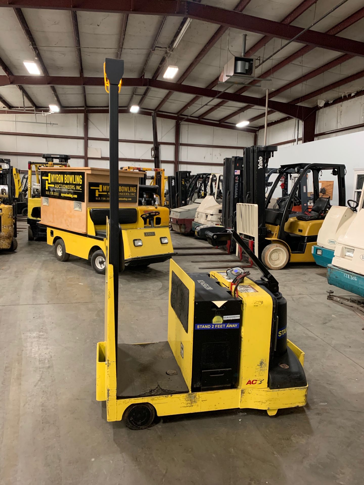 2014 HYSTER ELECTRIC TOW TRACTOR, MOD: T7ZAC, 24 VOLT, WEIGHT: 2,850, COUPLER HEIGHT: 12", 8,616 HRS - Image 5 of 7