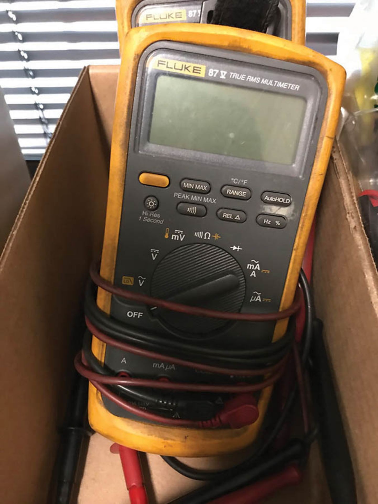 (X2) FLUKE TRUE RMS MULTIMETERS, (1) MODEL 27 & (1) MODEL 233 - Image 3 of 3