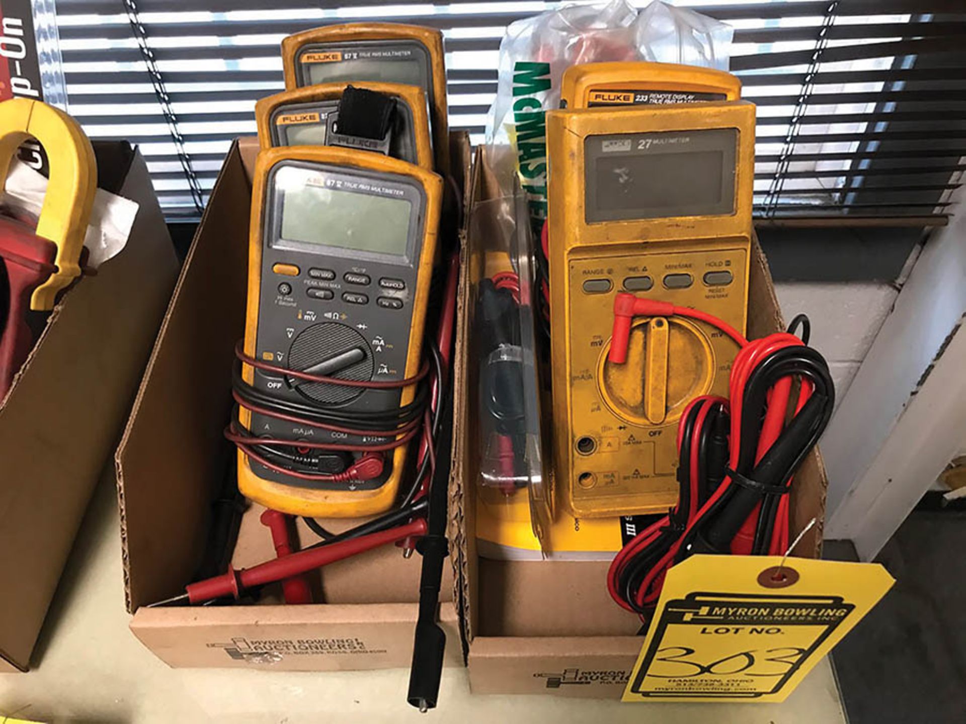 (X2) FLUKE TRUE RMS MULTIMETERS, (1) MODEL 27 & (1) MODEL 233