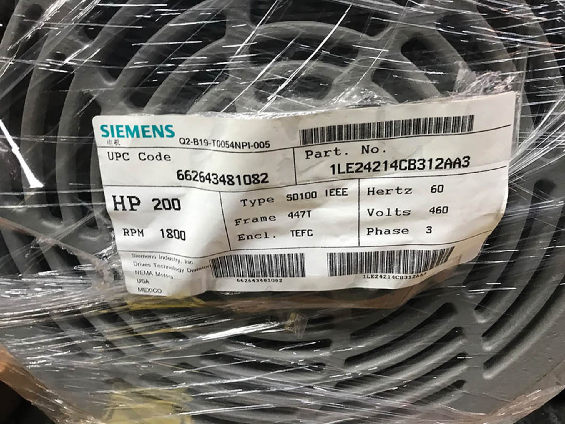 SIEMENS 200 HP MOTOR, MODEL SD100 IEEE, 1800 RPM, 447T FRAME, 460V, 3PH, (NEW) - Image 2 of 2