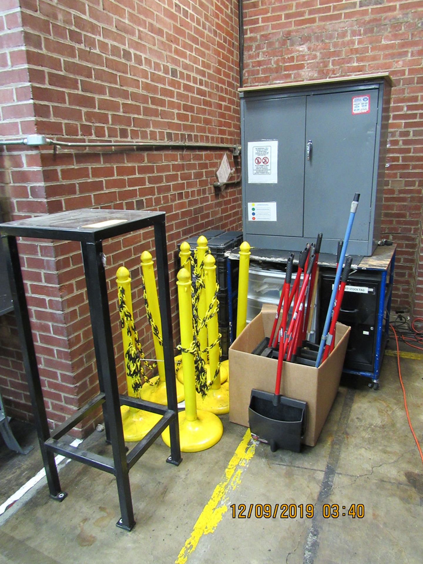 PLASTIC BARRIER MARKERS WITH CHAIN, LIBMAN DUST PANS, 2-DOOR METAL CABINET, TABLE, AND TOTES