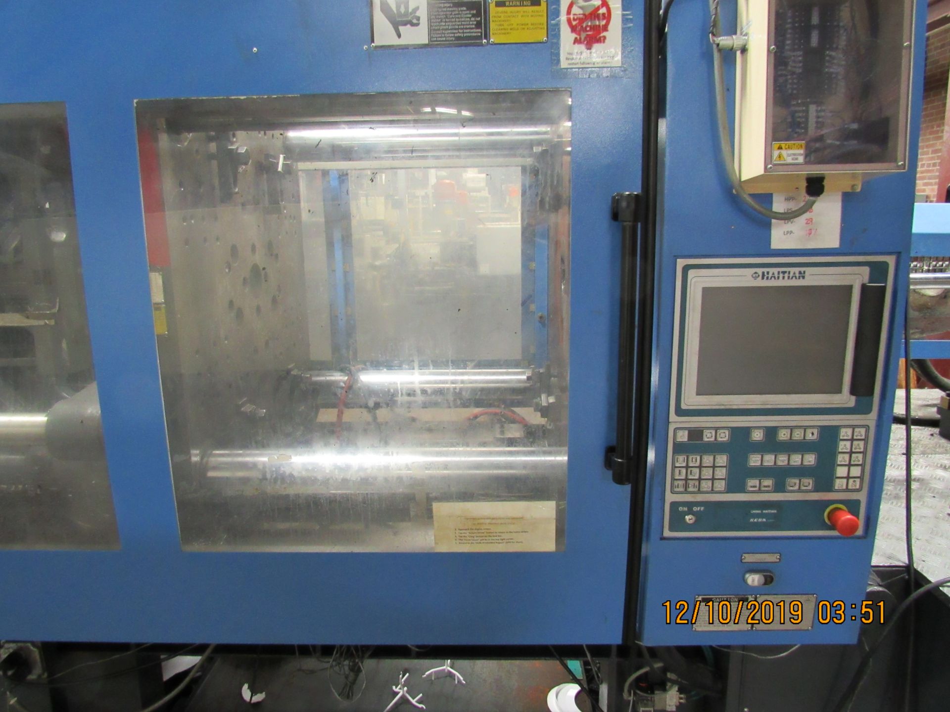 HAITIAN MA3800 MARS 2250 PLASTIC INJECTION MOLDING MACHINE; NEW IN 2010, S/N 201007038019070, - Image 4 of 5