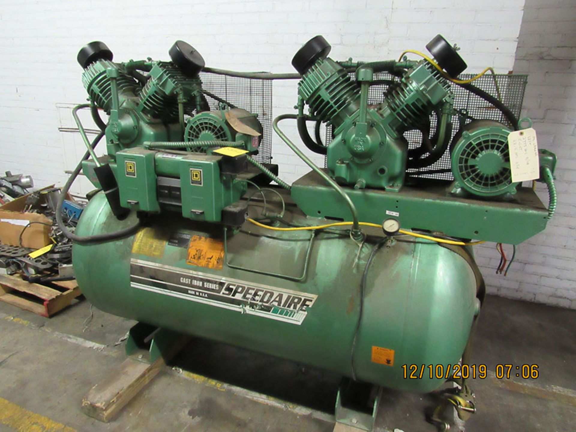 SPEEDAIRE AIR COMPRESSOR; MODEL 5Z689A2, S/N 1215931-917878, 10-HP, 230/3/60