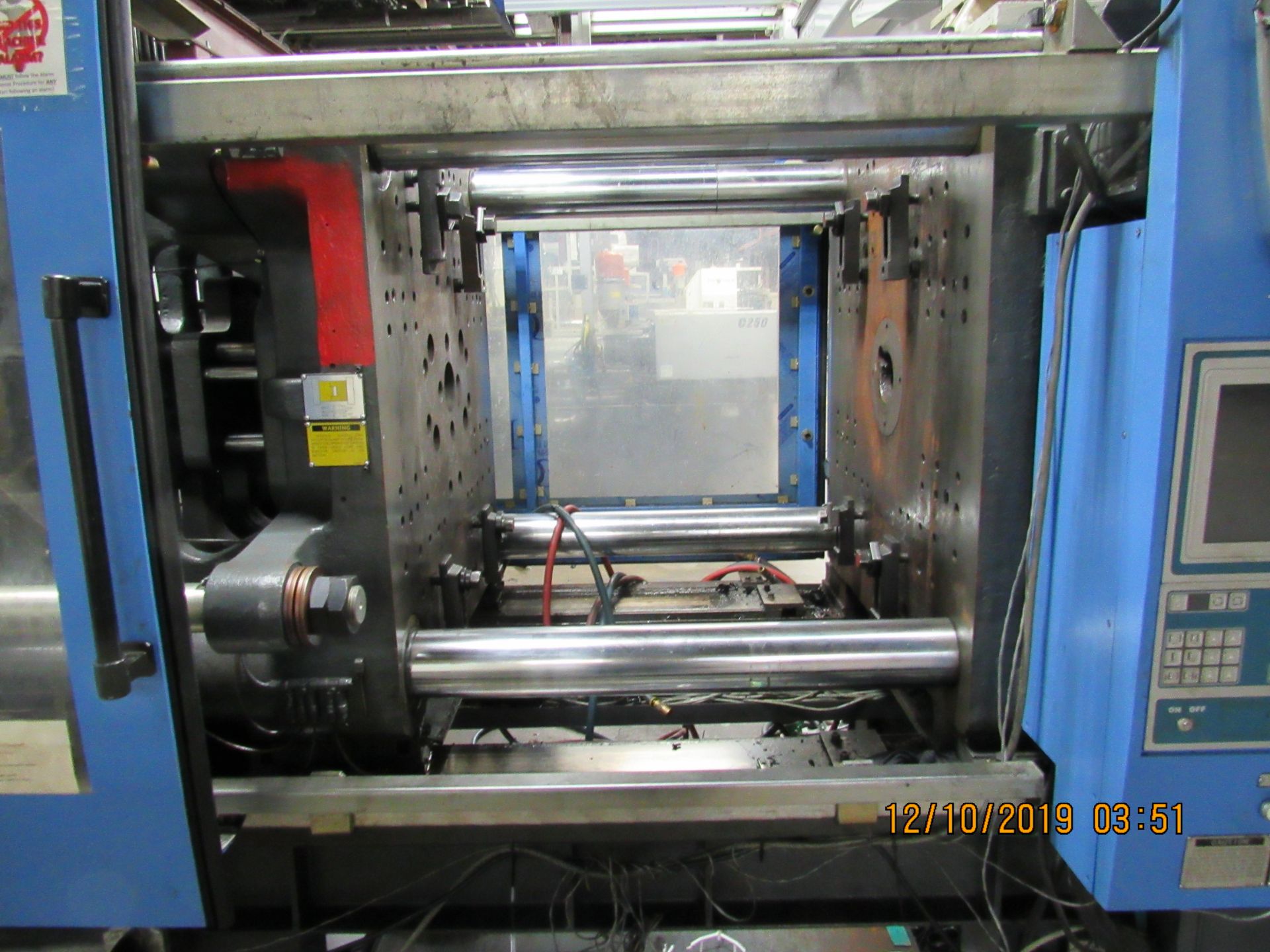 HAITIAN MA3800 MARS 2250 PLASTIC INJECTION MOLDING MACHINE; NEW IN 2010, S/N 201007038019070, - Image 5 of 5