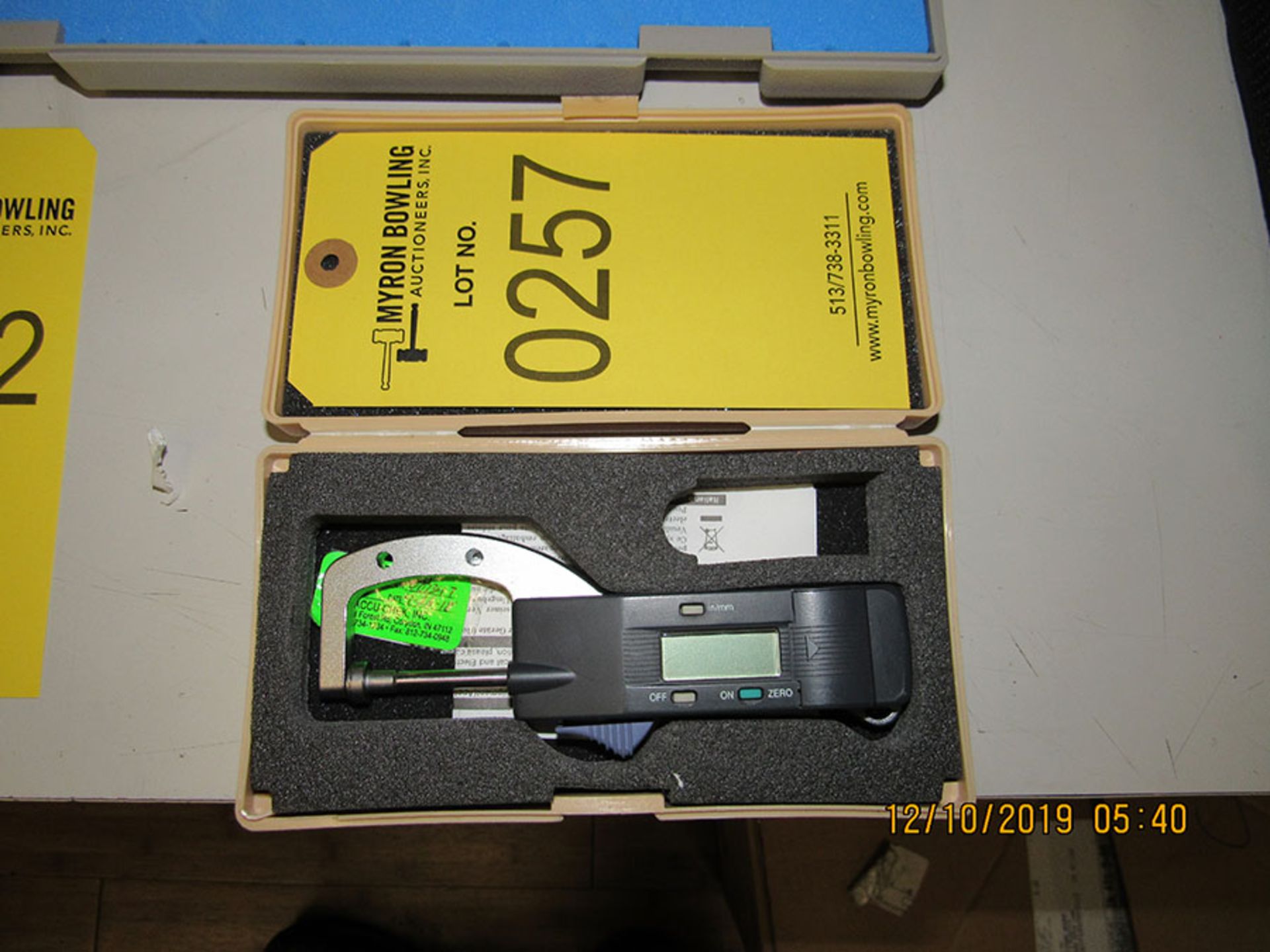 MITUTOYO DIGITAL MICROMETER; MODEL PK-0510, S/N 007347