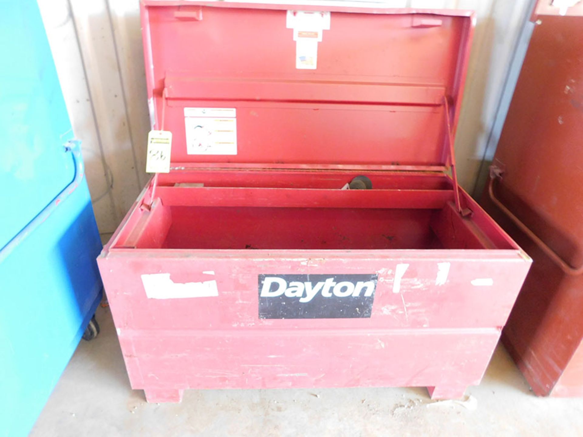 DAYTON JOBOX 2,000 LB. MAX CAPACITY