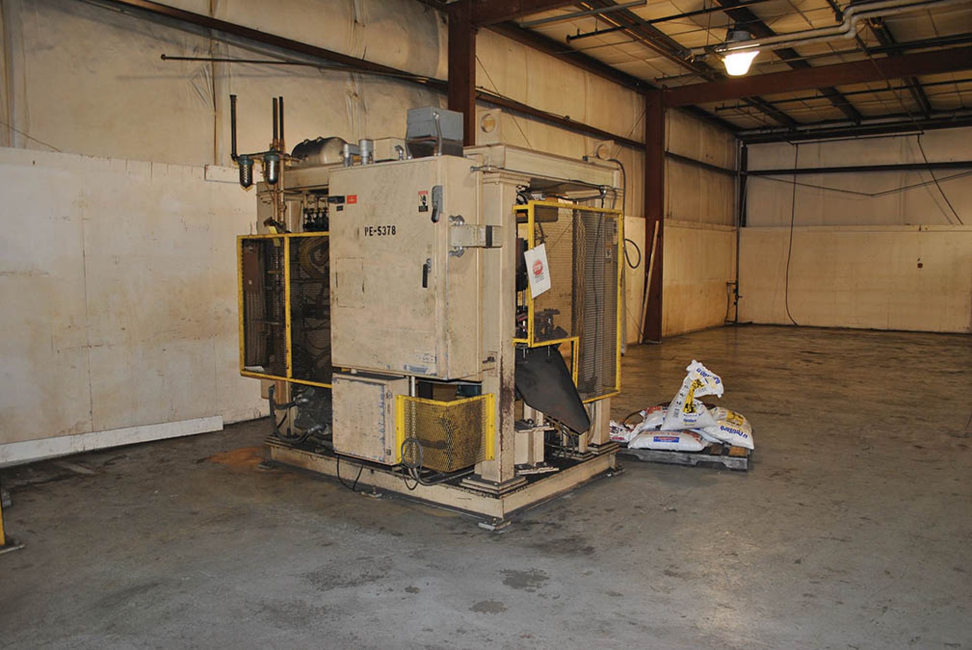 TELEDYNE PEER SPECIAL LARGE RESISTANCE WELDER, S/N 9000006, 36" DIA. TURNTABLE, 4' X 6' PLATEN, ( - Image 6 of 7