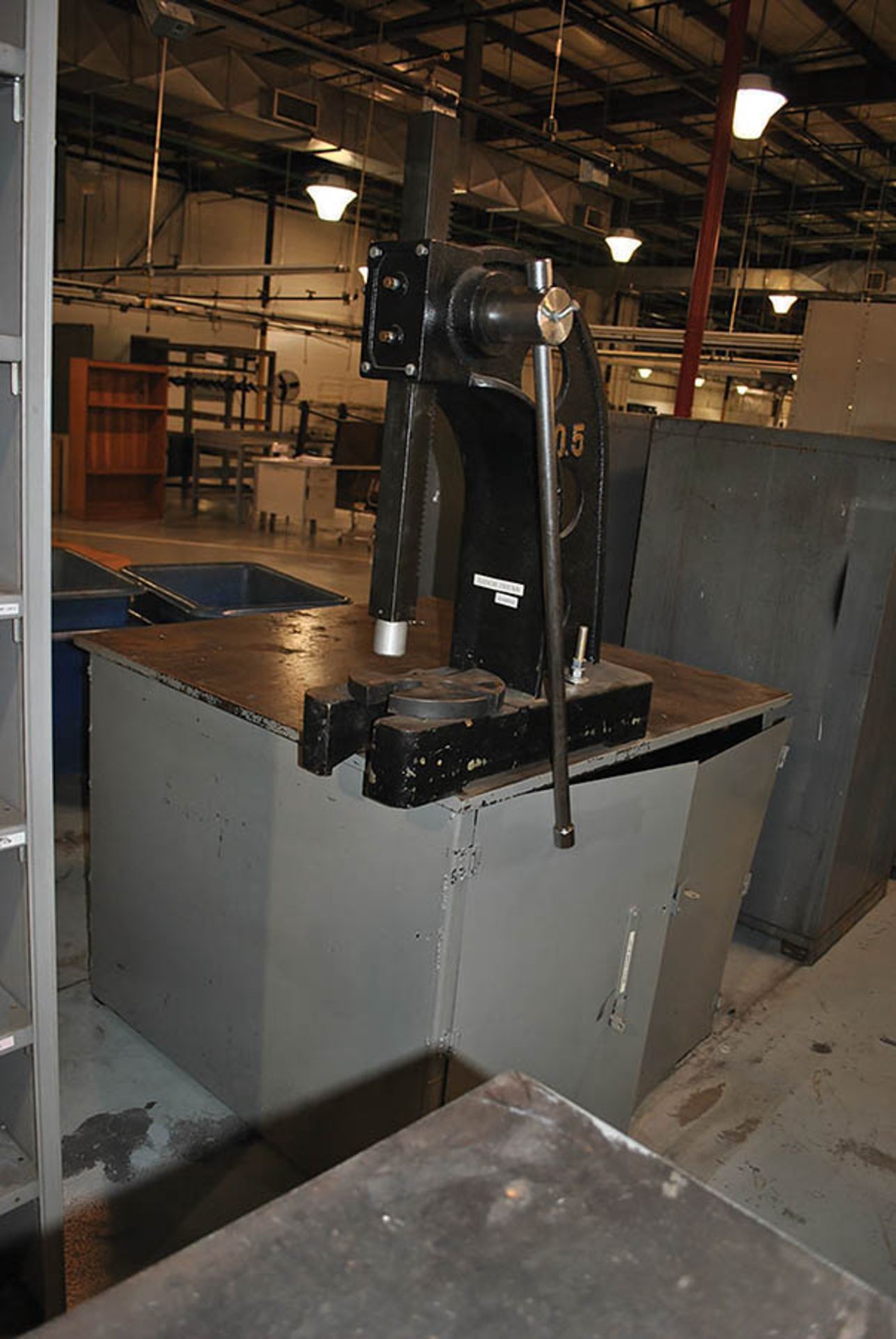 JET #5 ARBOR PRESS ON 4' X 4' STEEL CABINET