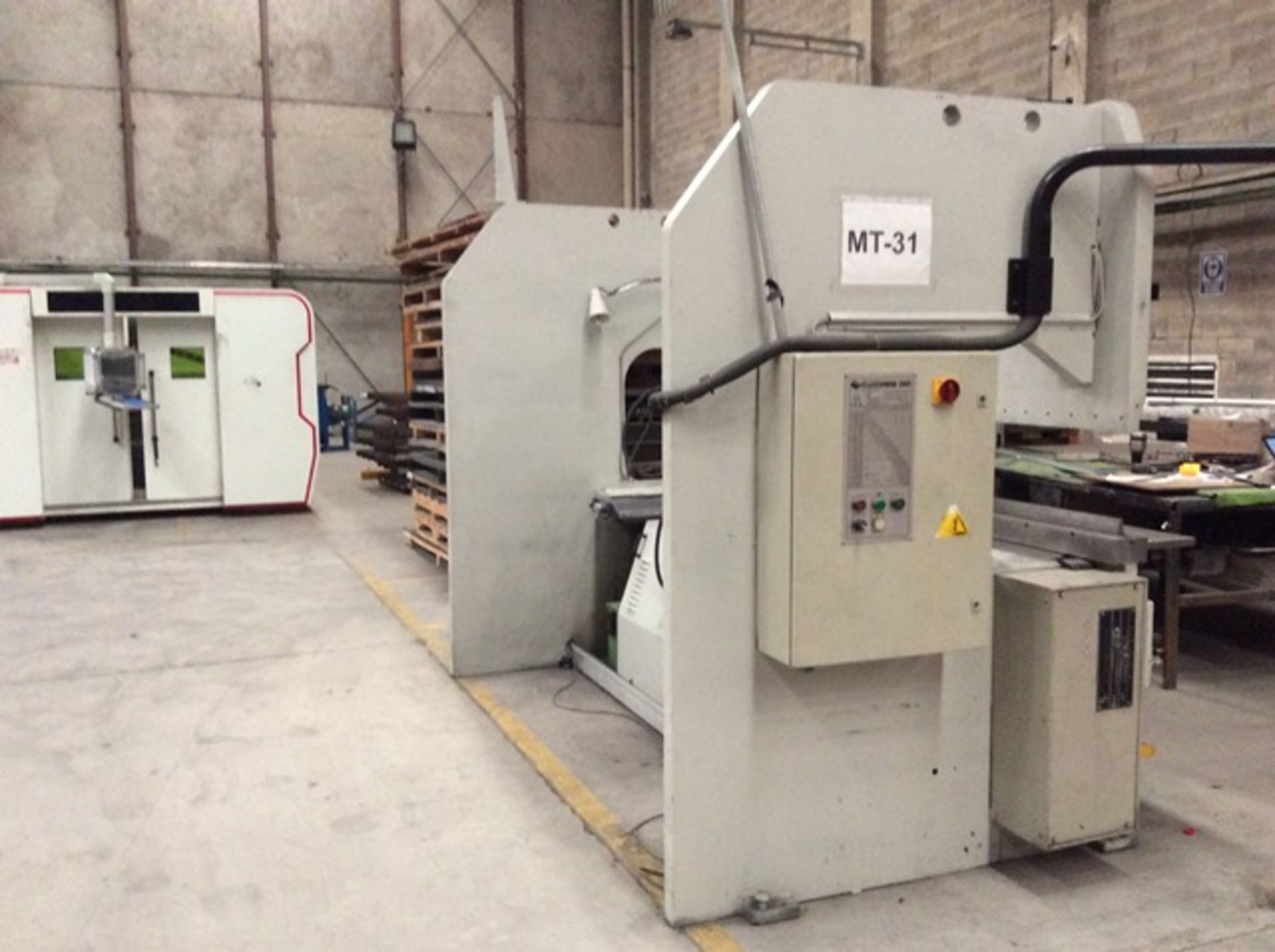 GUIFIL PE30-100 Press Brake, s/n 200.00274, w/ Essay Industries CNC402 Control, 100 Ton Capacity… - Image 10 of 16