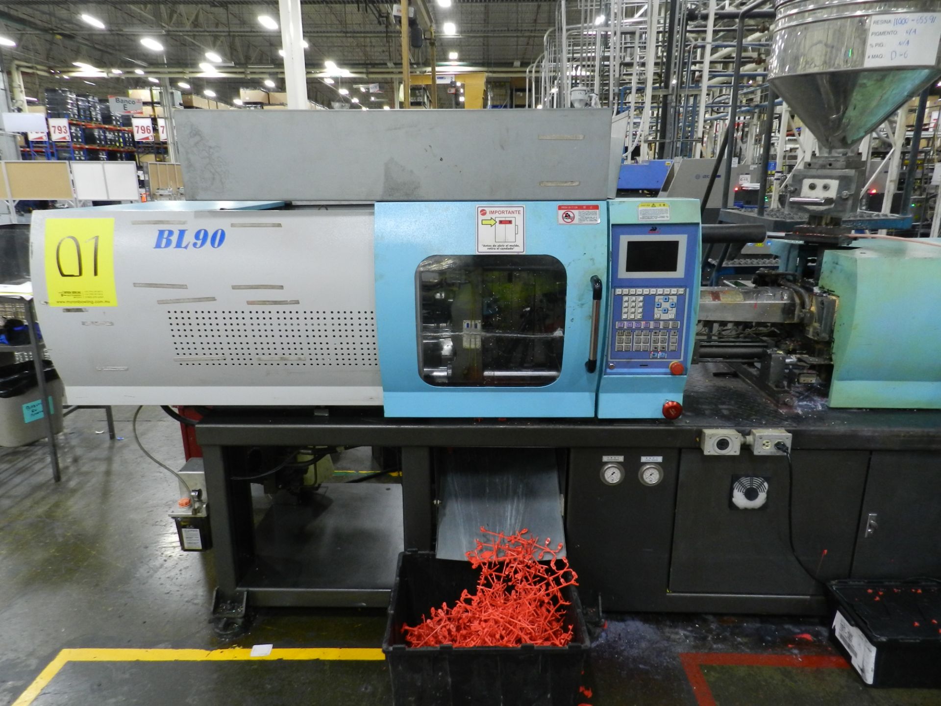 90 TON BELKEN BL90C FOR PLASTIC INJECTION, YEAR 2014. 11KW ENGINE AT 50HZ, 36 CM3 INJECTION LOAD. - Image 3 of 22