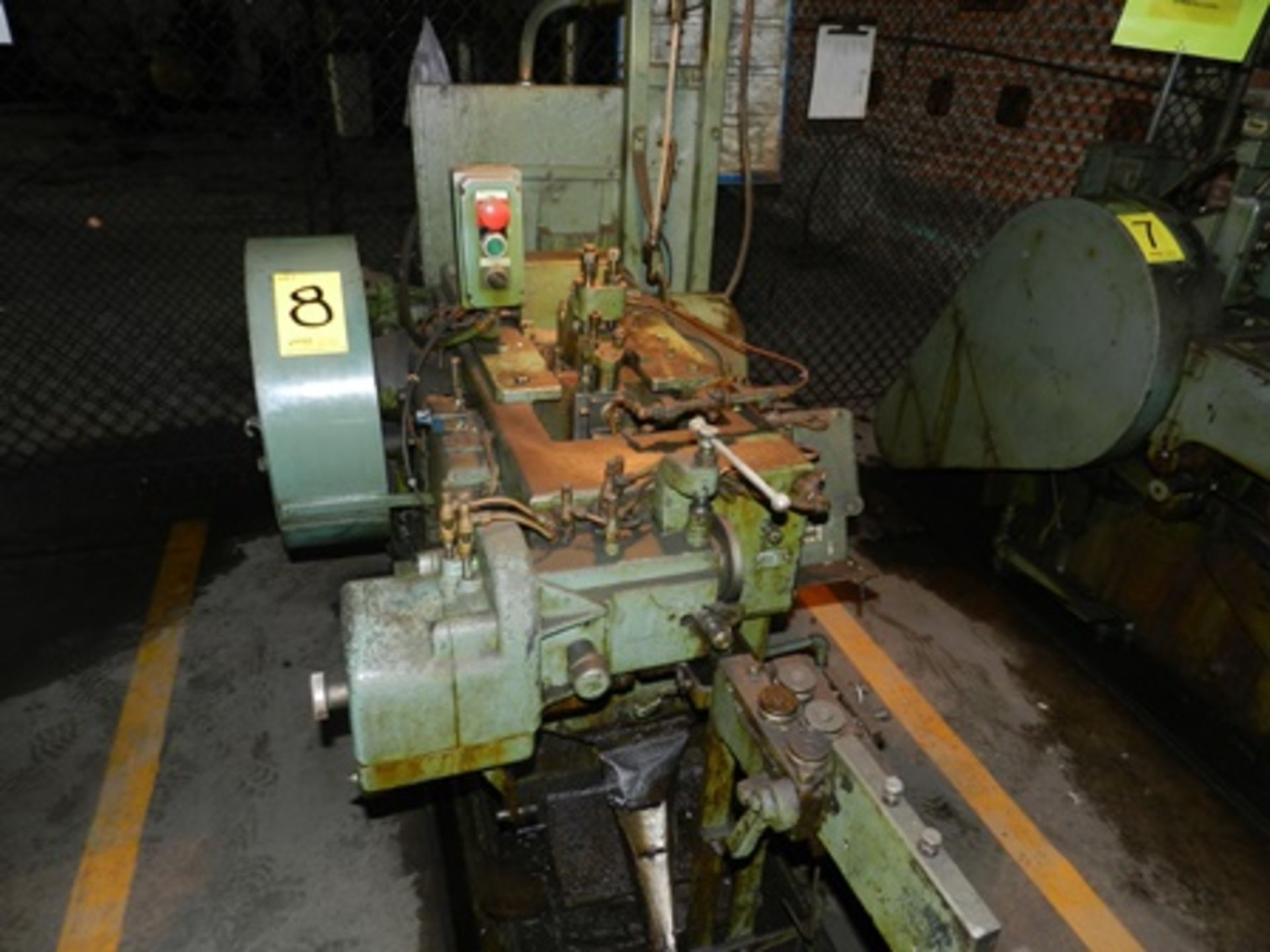 Máquina forjadora de tornillos marca Waterbury modelo 3/16" cabezadora en frio - Image 9 of 13