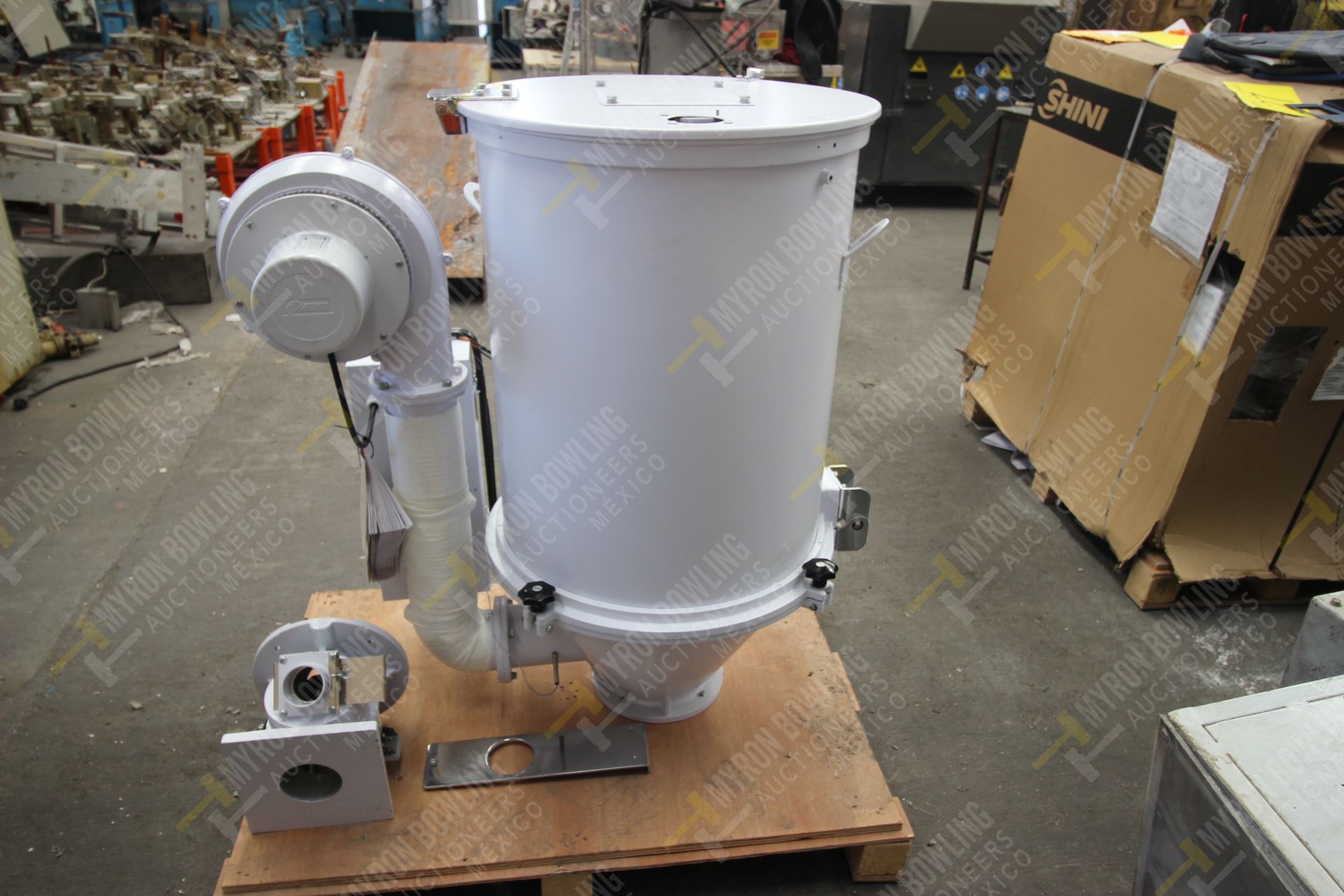 Shini Plastics Technologies 100kg. hopper dryer mod. SHD-100SL-CE, serial number 2HD16100392 - Image 8 of 15