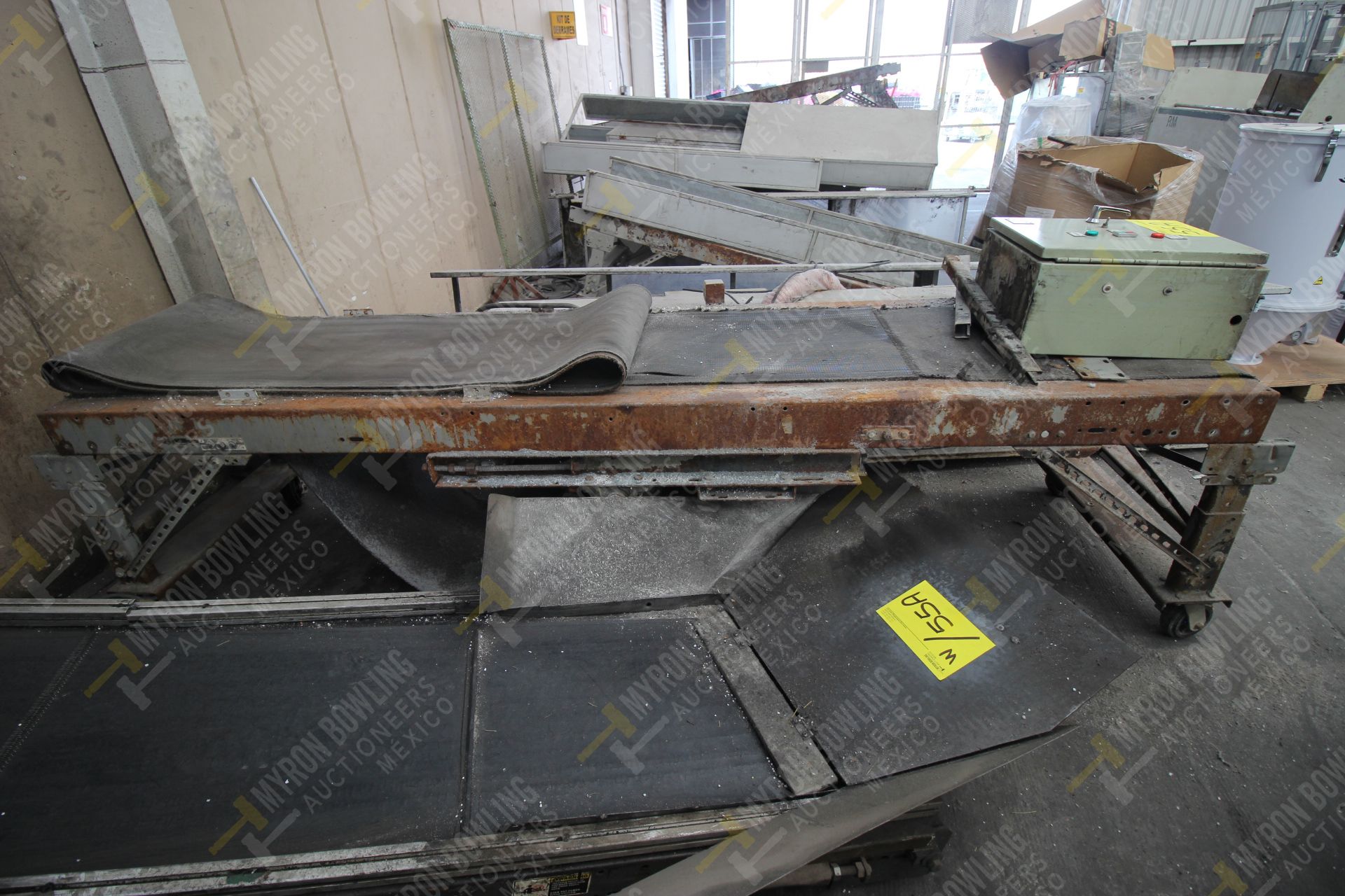 Conveyor (Banda Transportadora) de 8.0 x .80 x.85 m; con moto-reductor, desensamblado. - Image 3 of 16